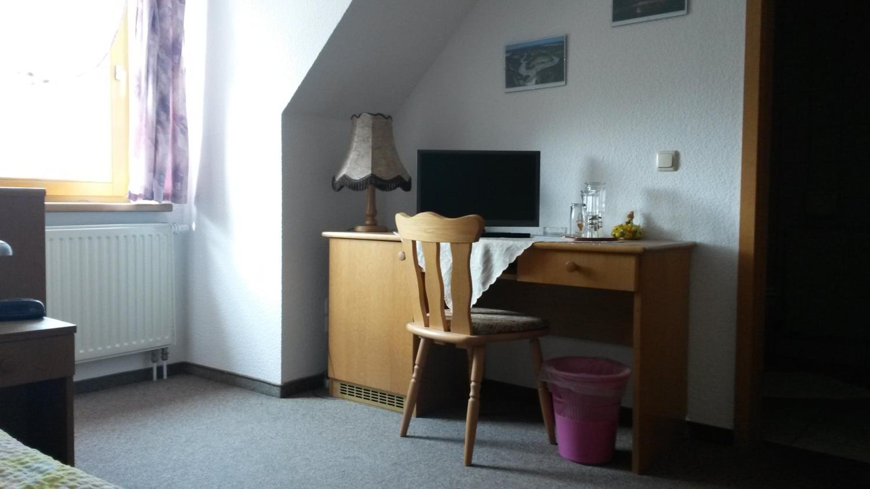 Single Room photo 2