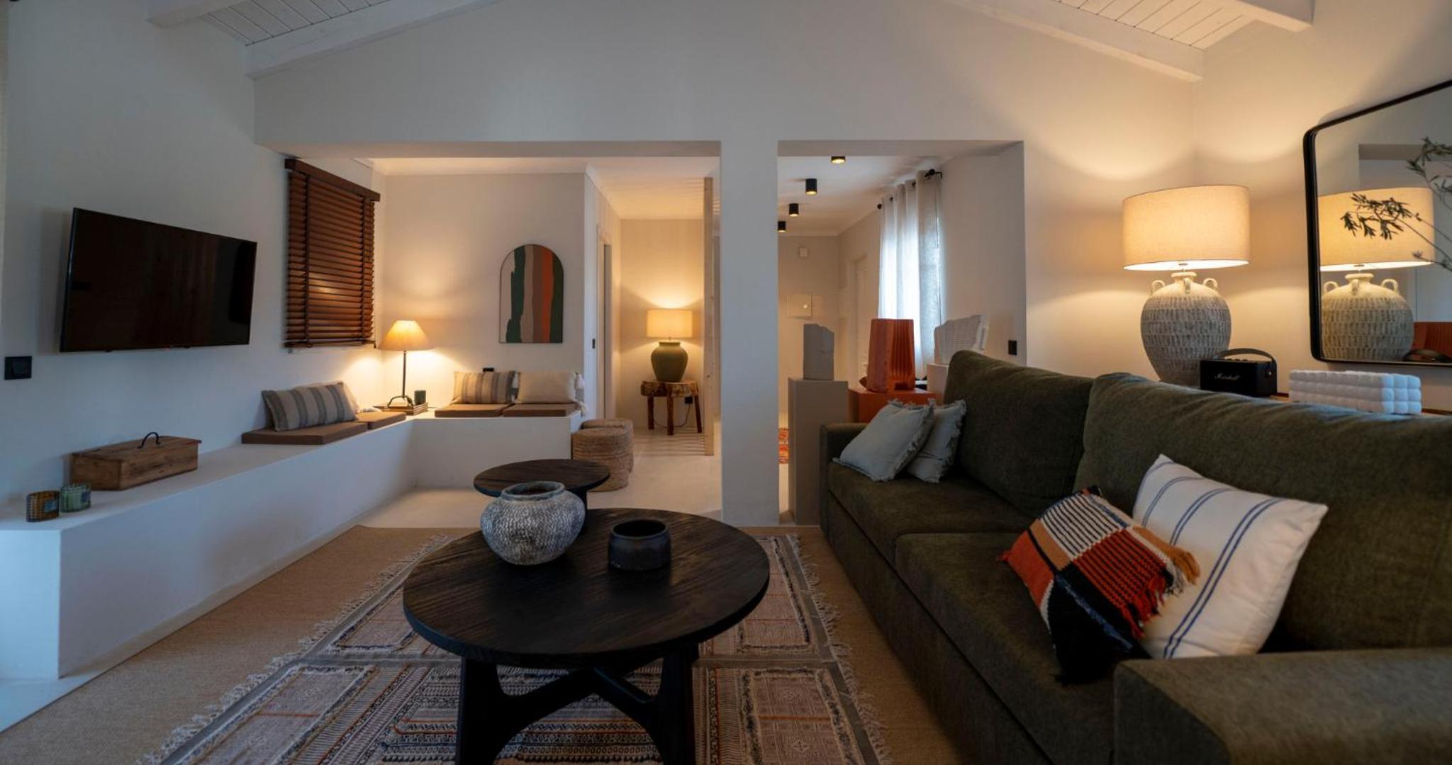 Three-Bedroom House photo 1