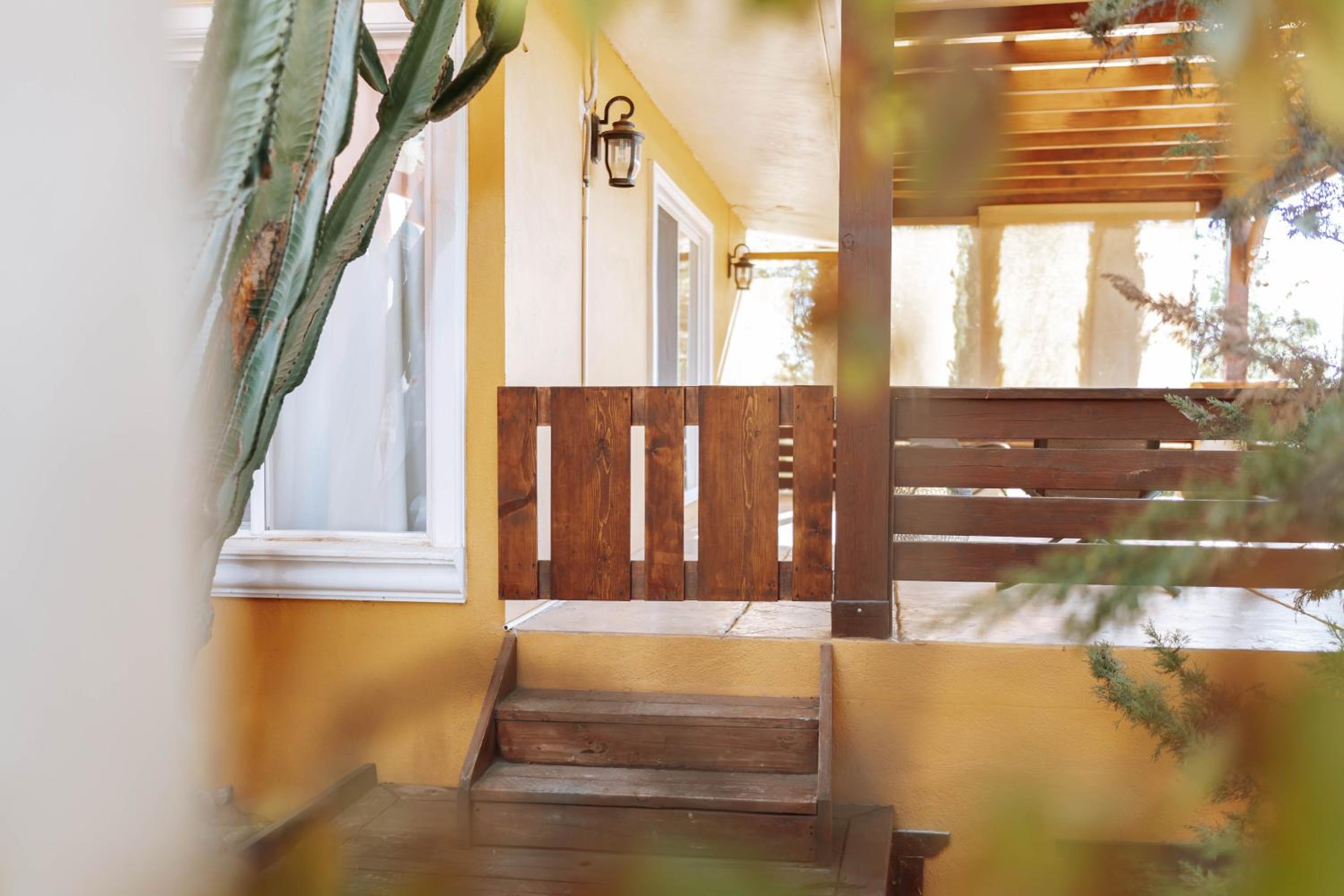 Suite with Terrace - Photo 2