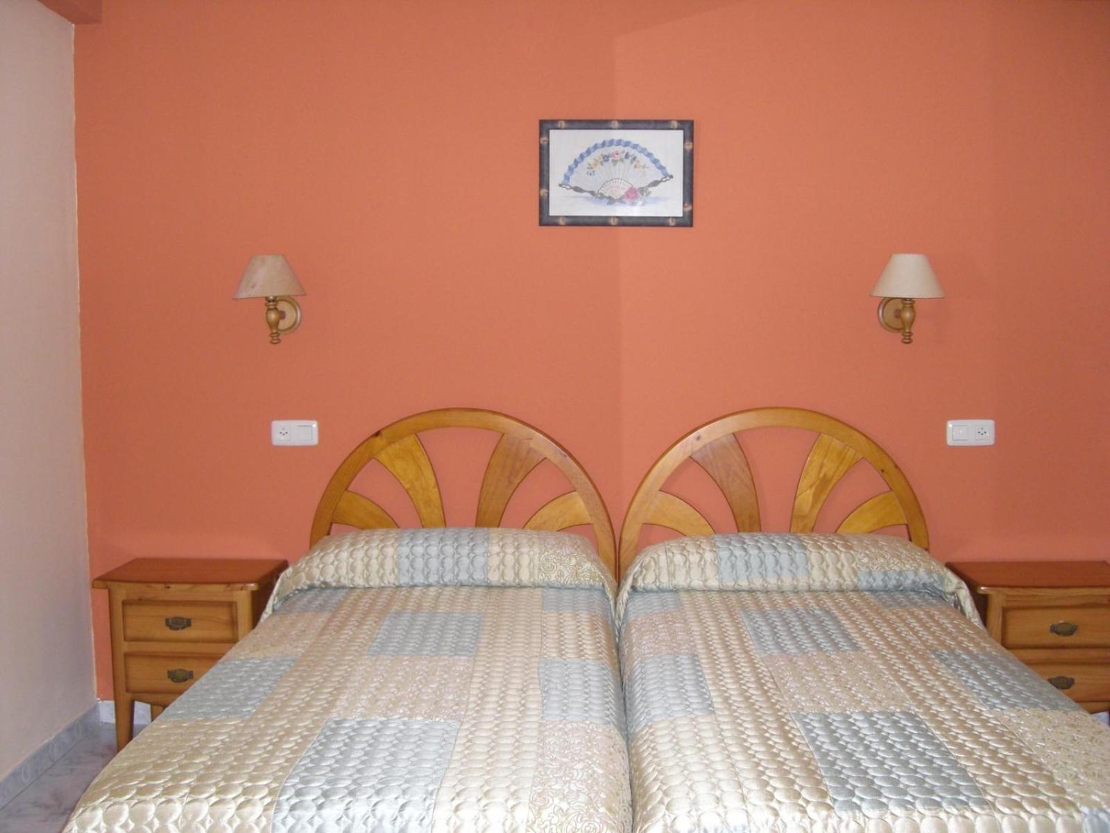 Double or Twin Room photo 3