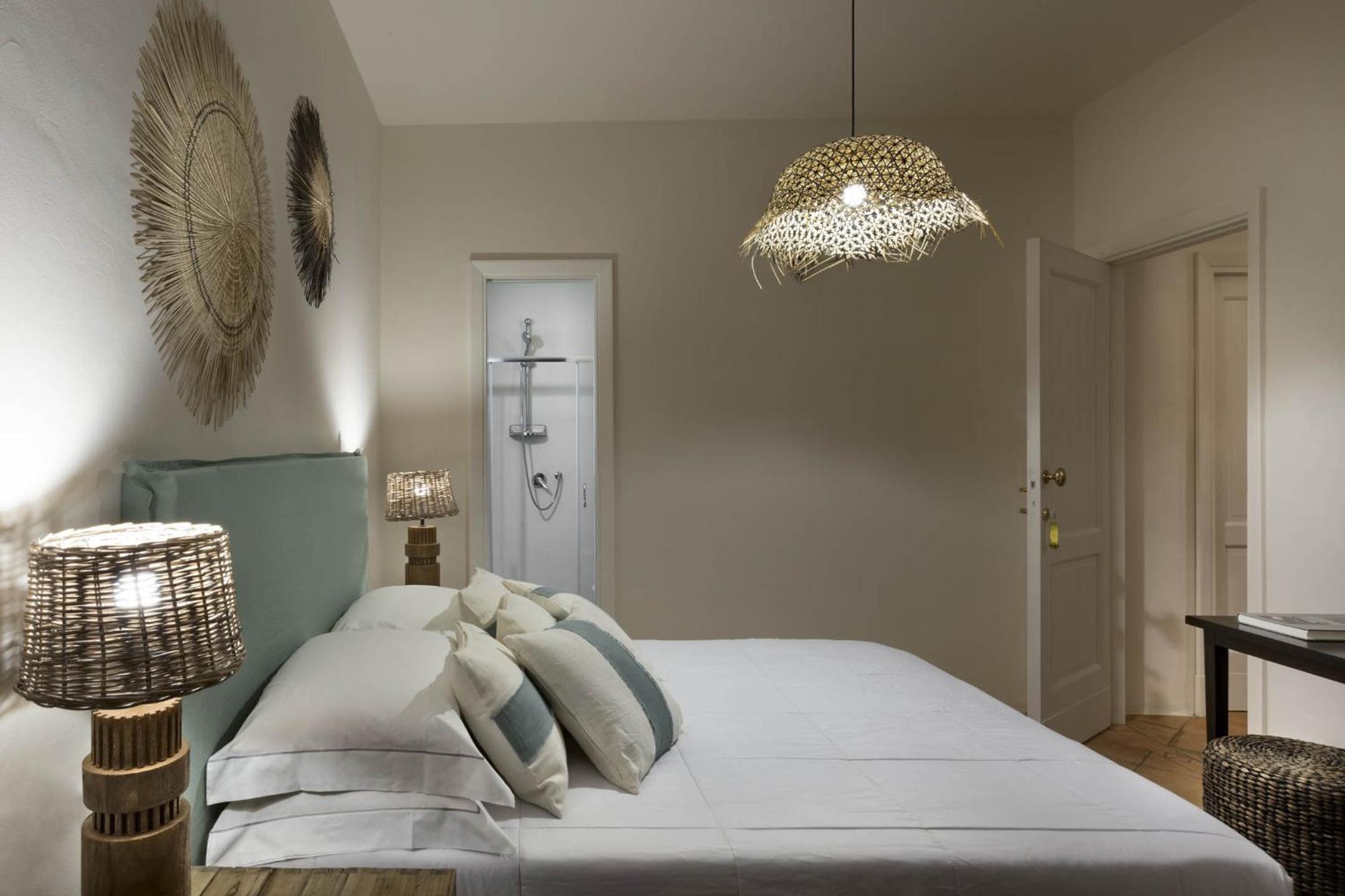 Double Room with Private Bathroom photo 2