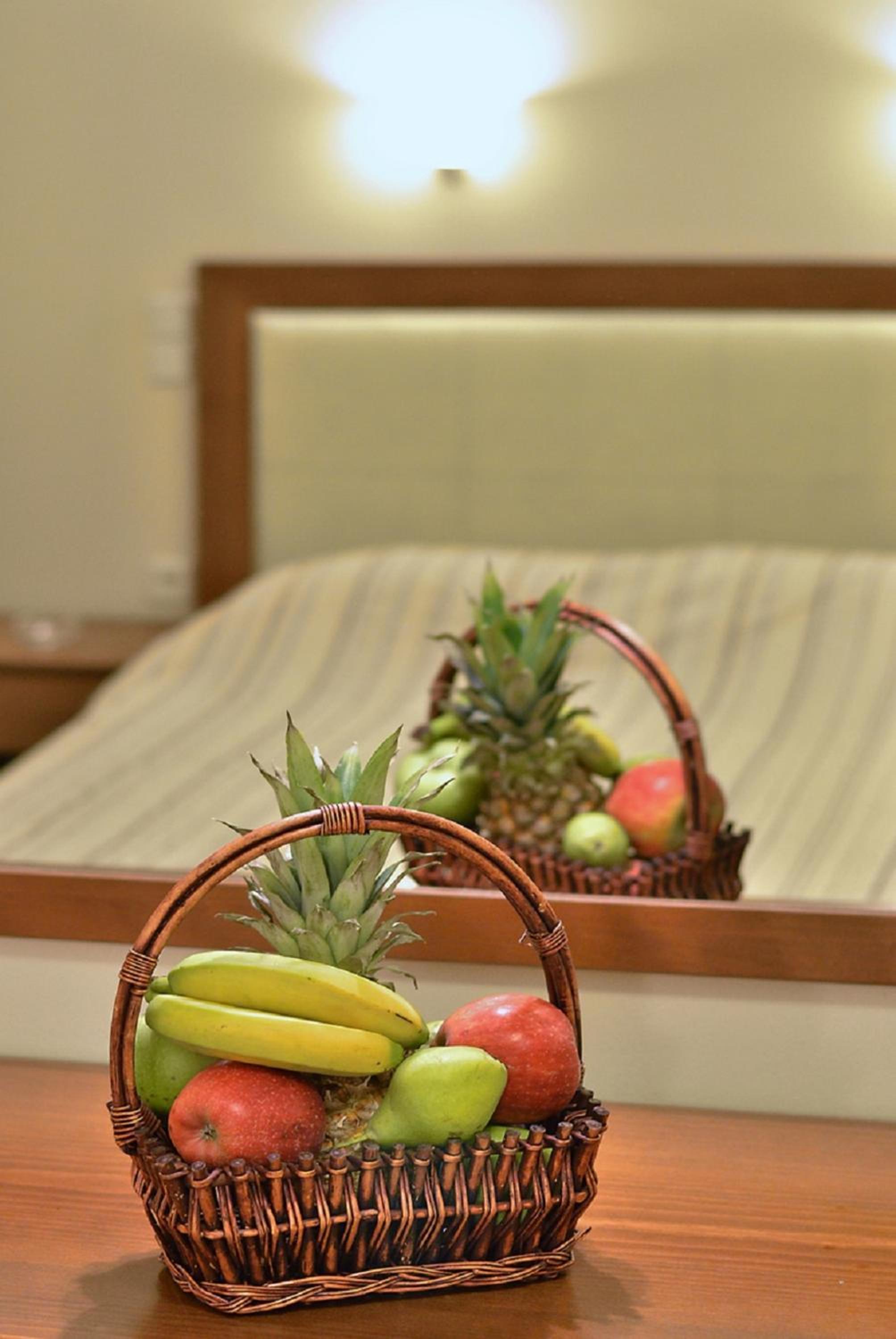 Double or Twin Room with Balcony - Photo 10