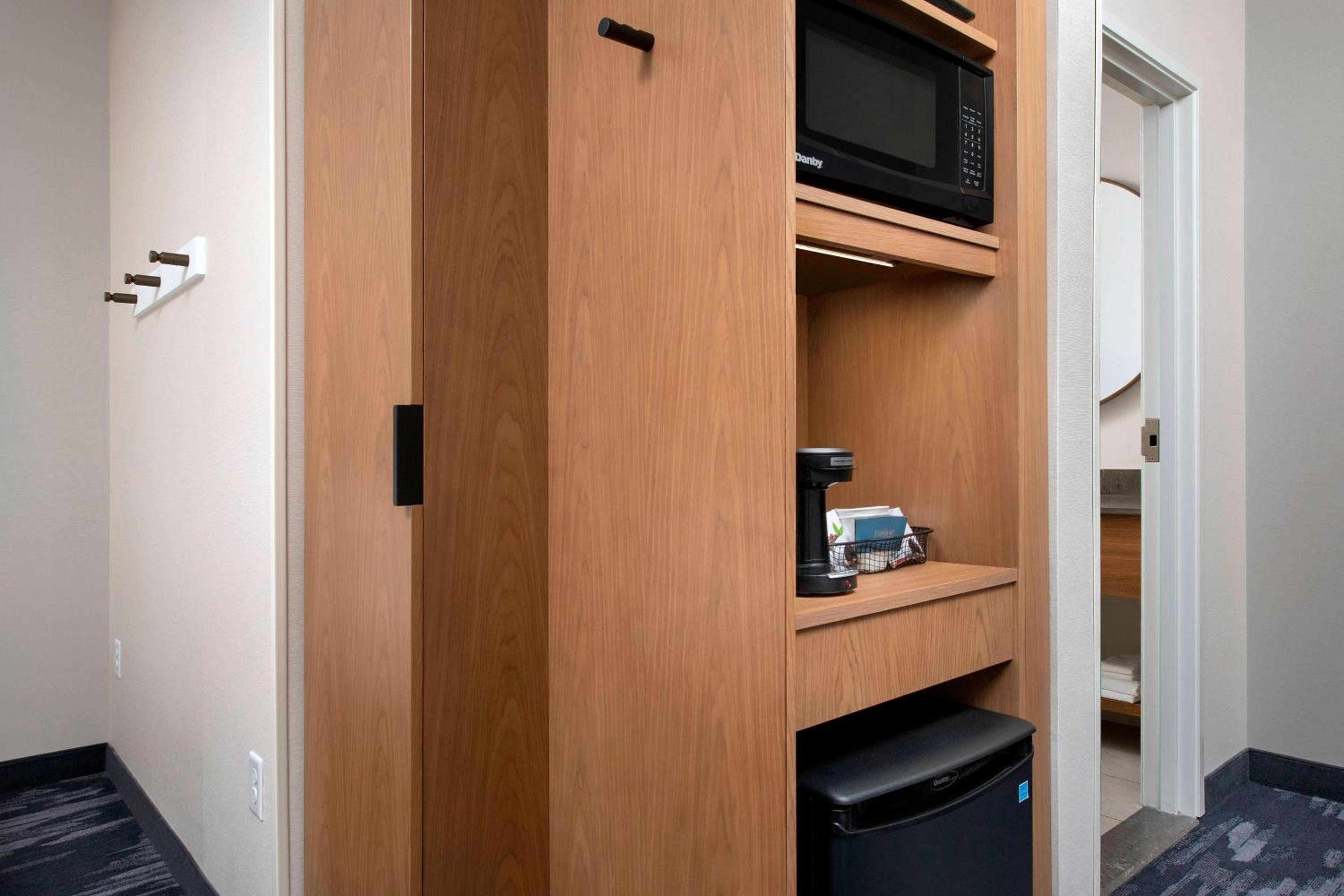 Suite, 1 King, Sofa bed