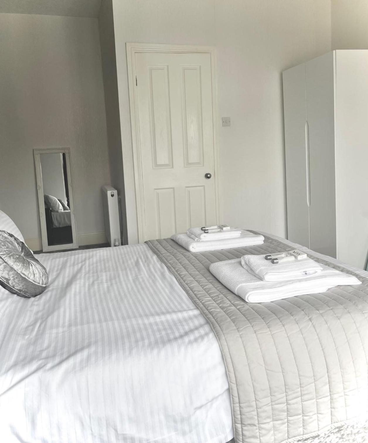 Deluxe Double Room - Photo 6
