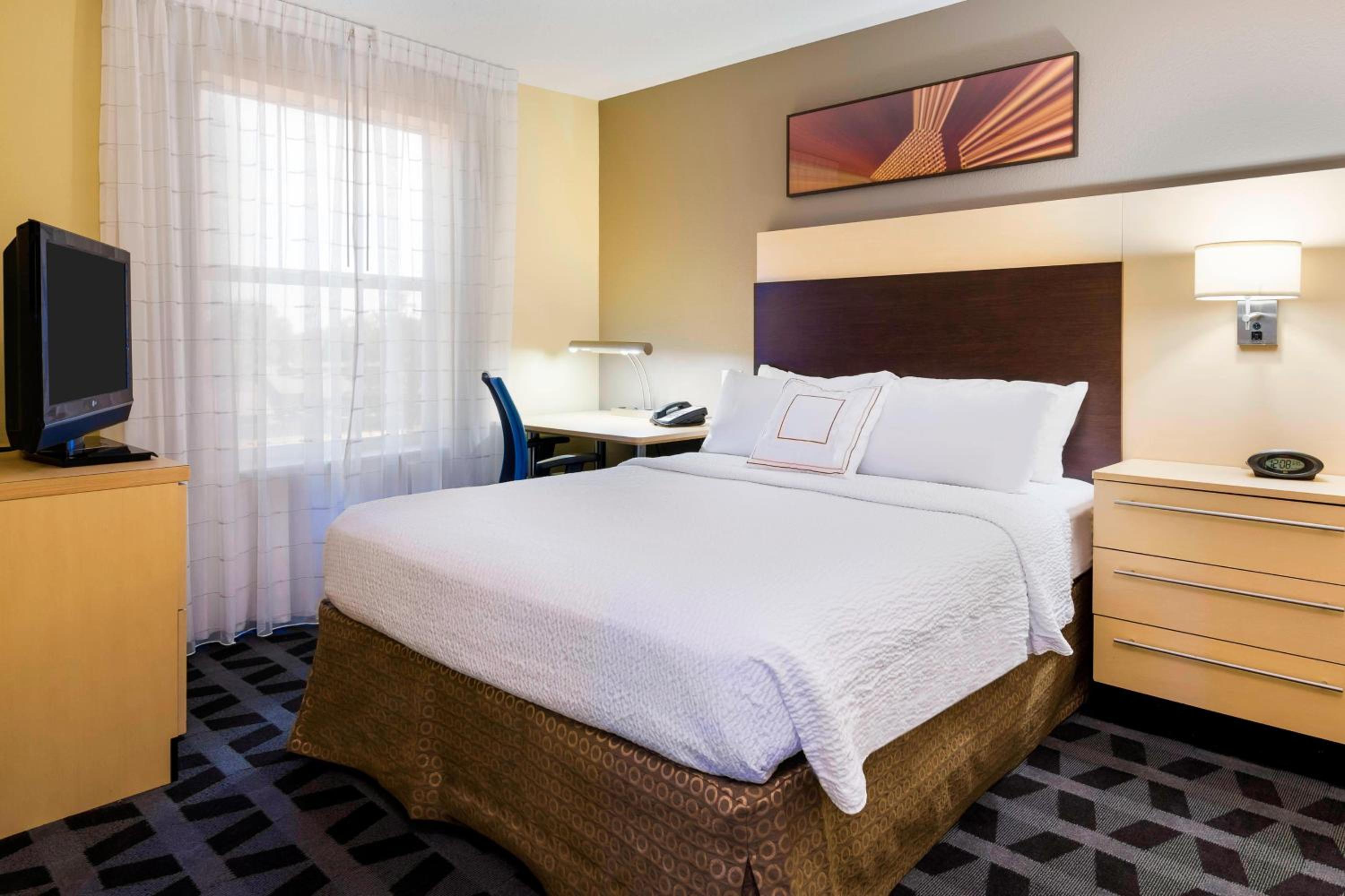 Two-Bedroom Suite photo 2
