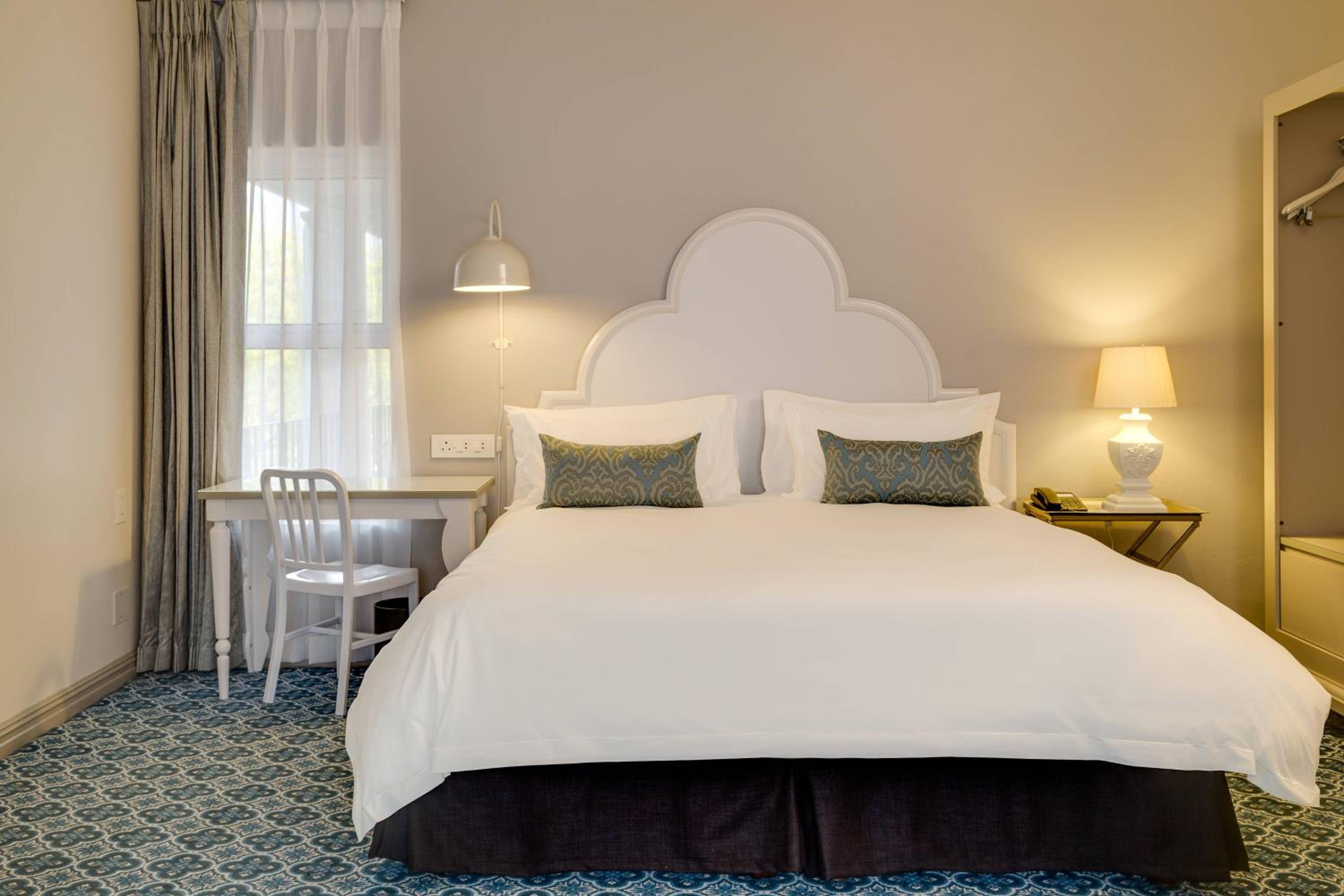 1 Bedroom Executive Suite, 1 King