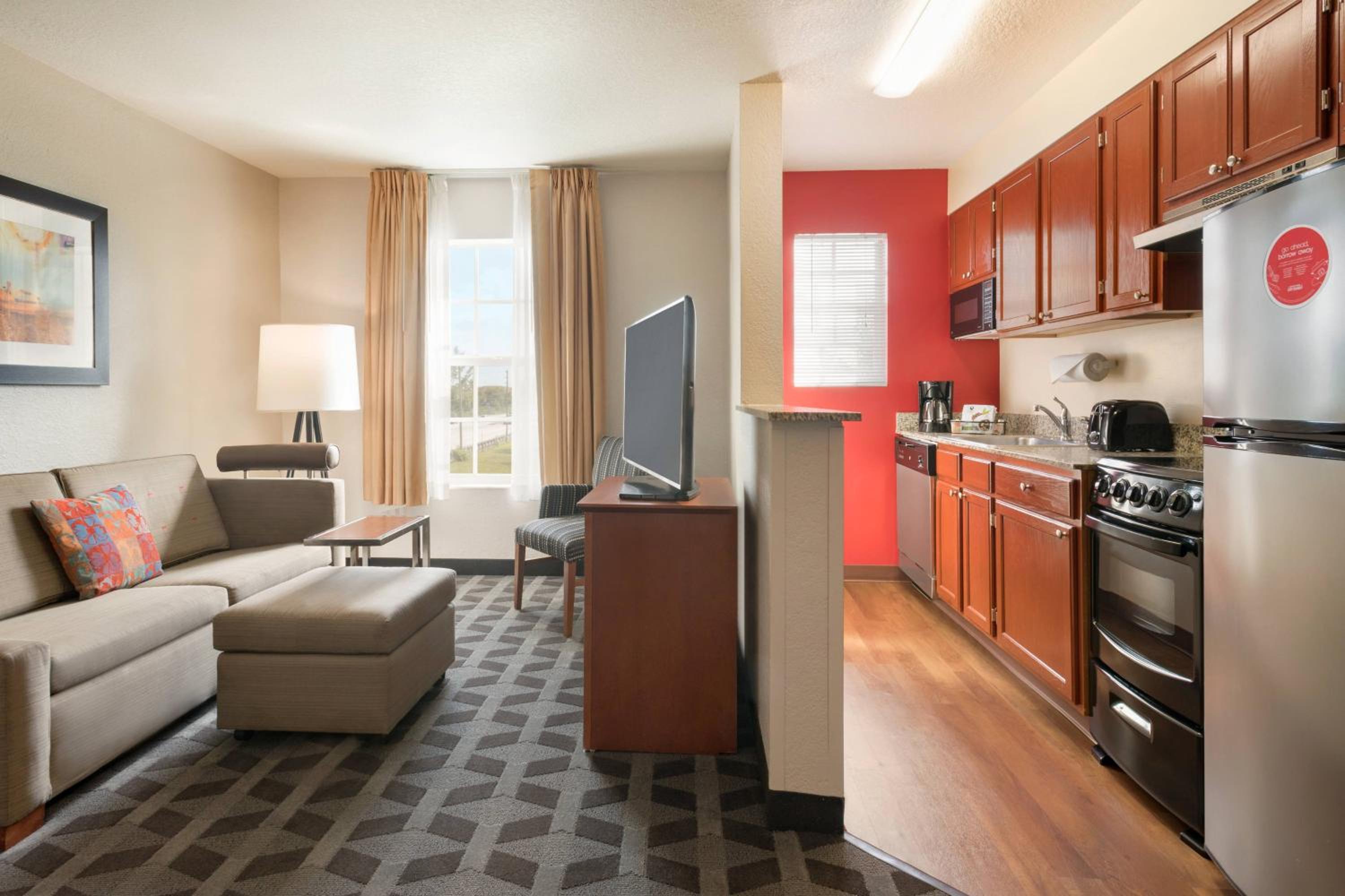 Two-Bedroom Suite - Photo 1