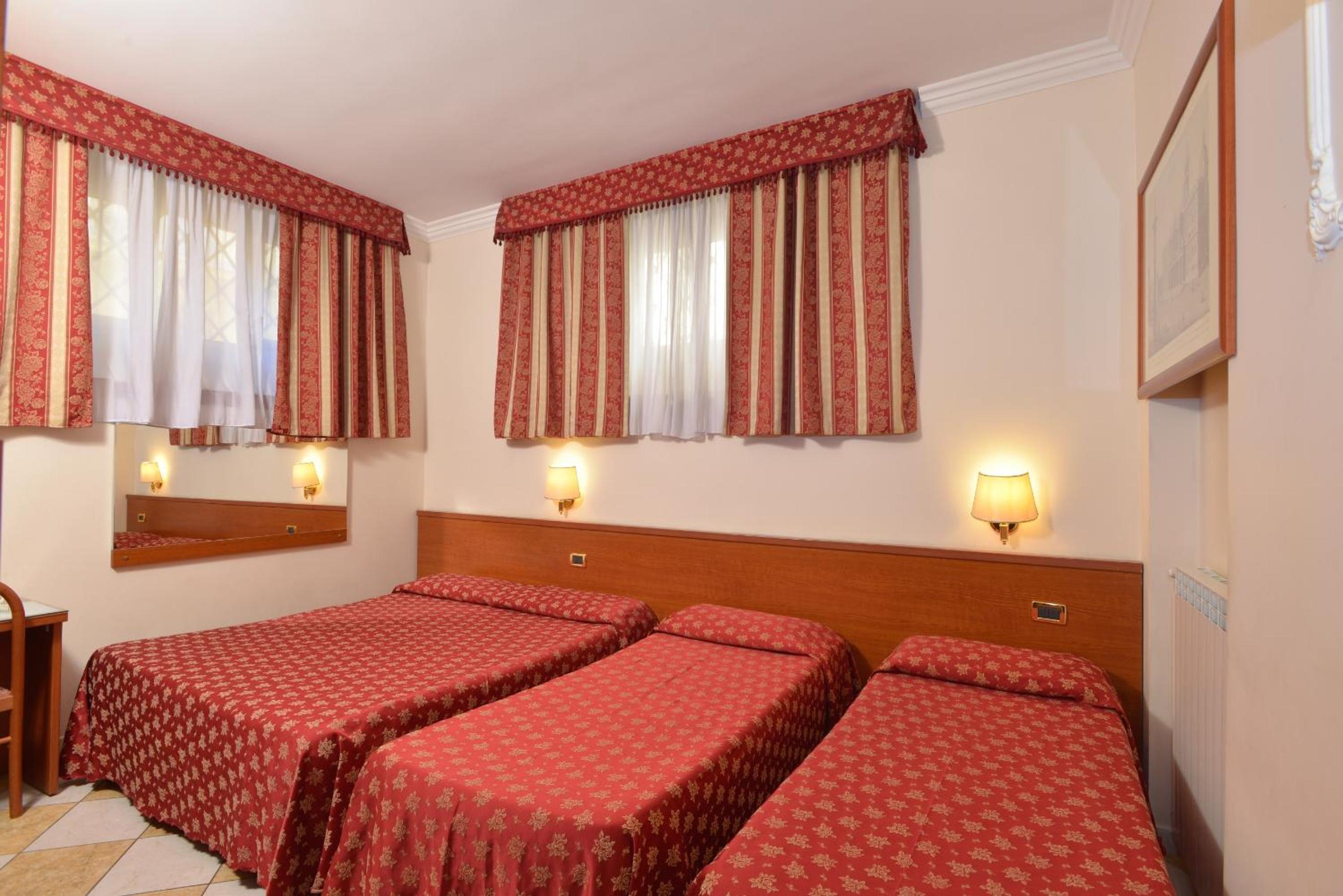 Quadruple Room photo 2
