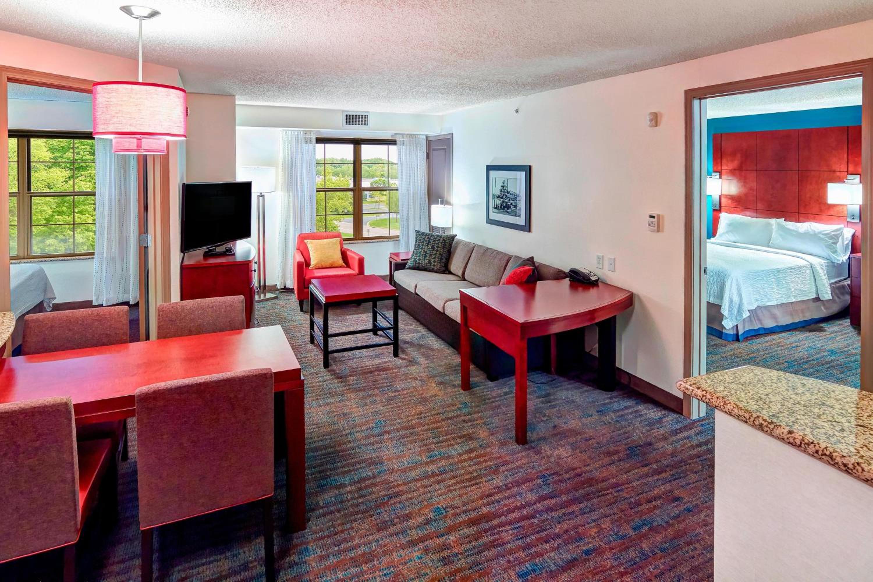 Two-Bedroom Suite - Photo 1