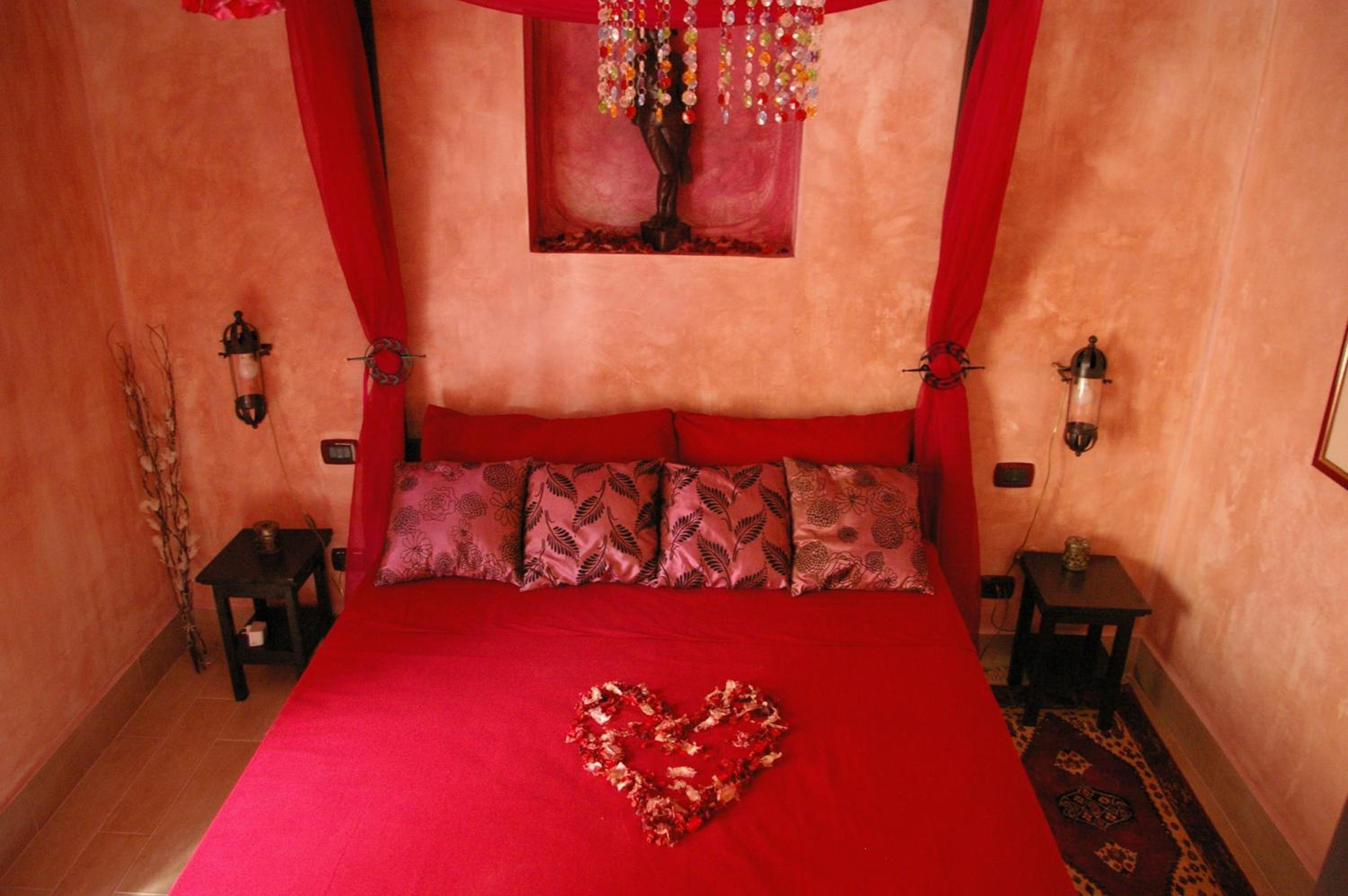 Double Room with Private External Bathroom photo 2