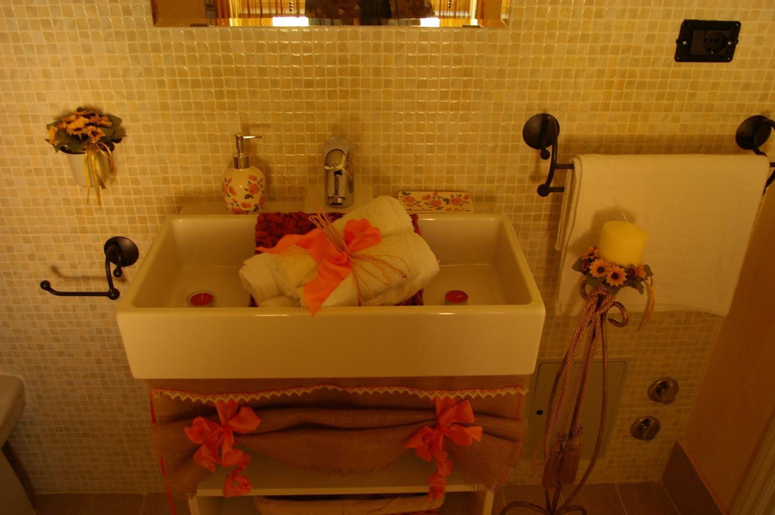 Double Room with Private Bathroom photo 3