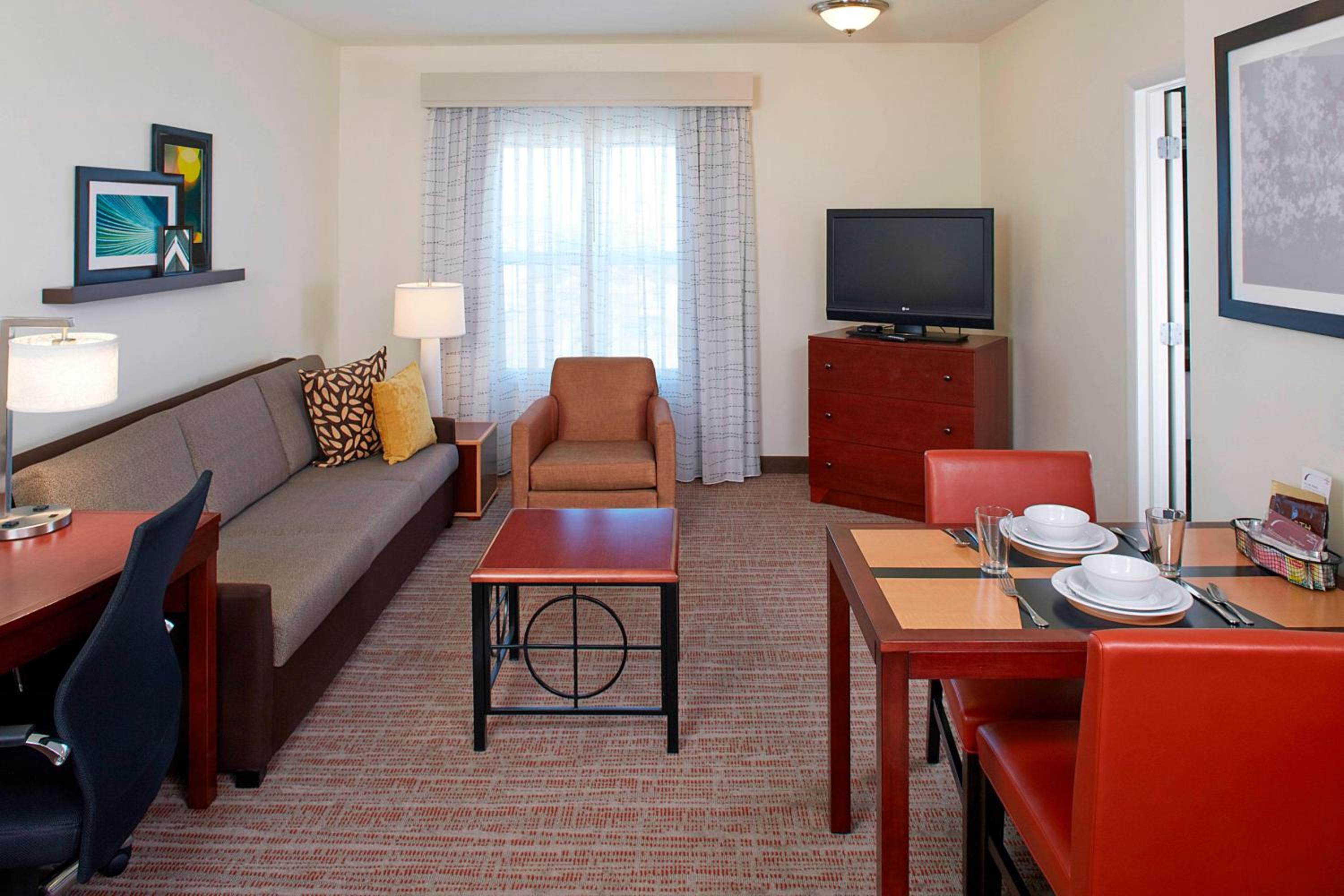 One-Bedroom Suite with Sofa Bed - Photo 1