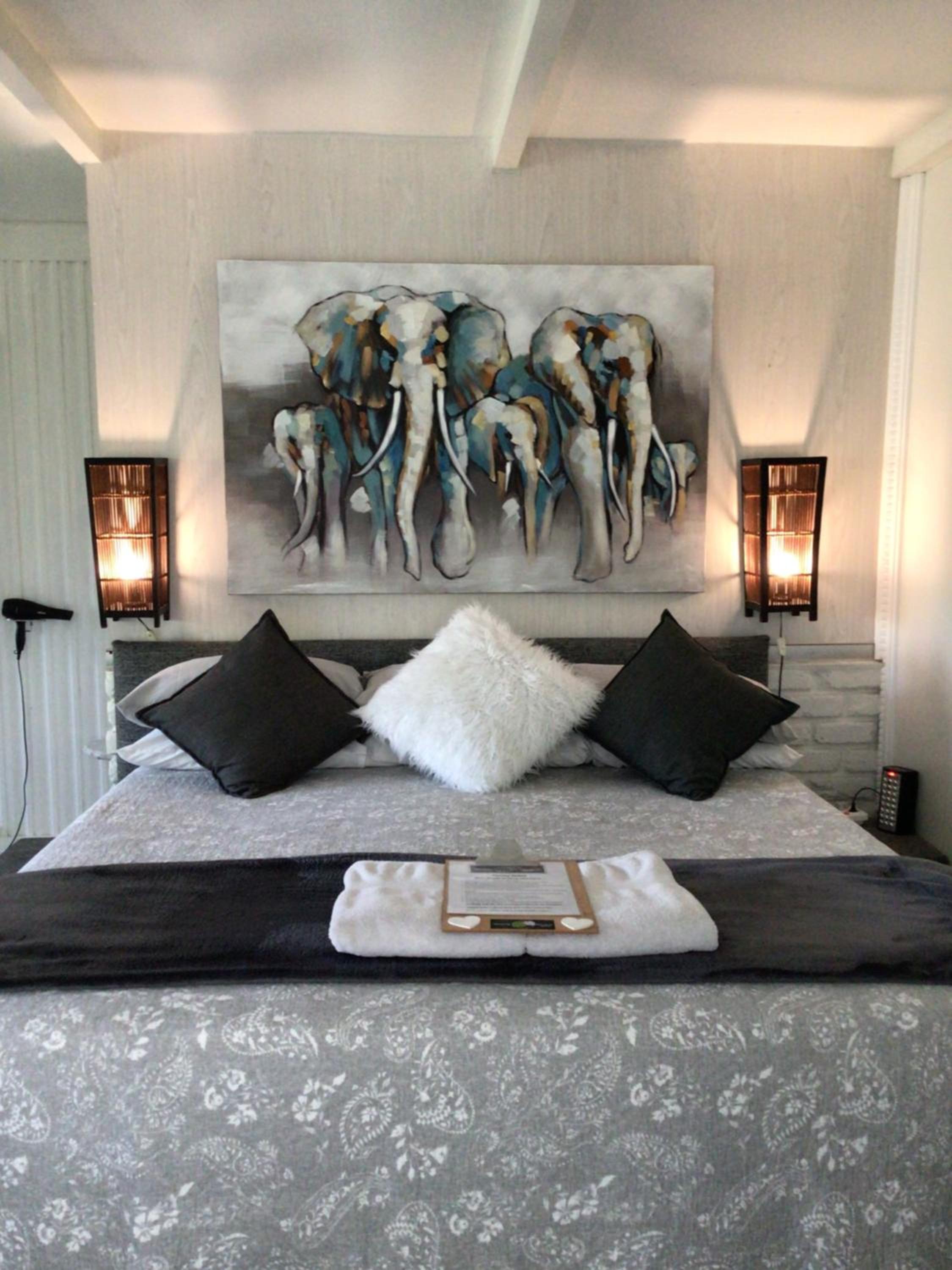 Family Suite with Balcony - Photo 1