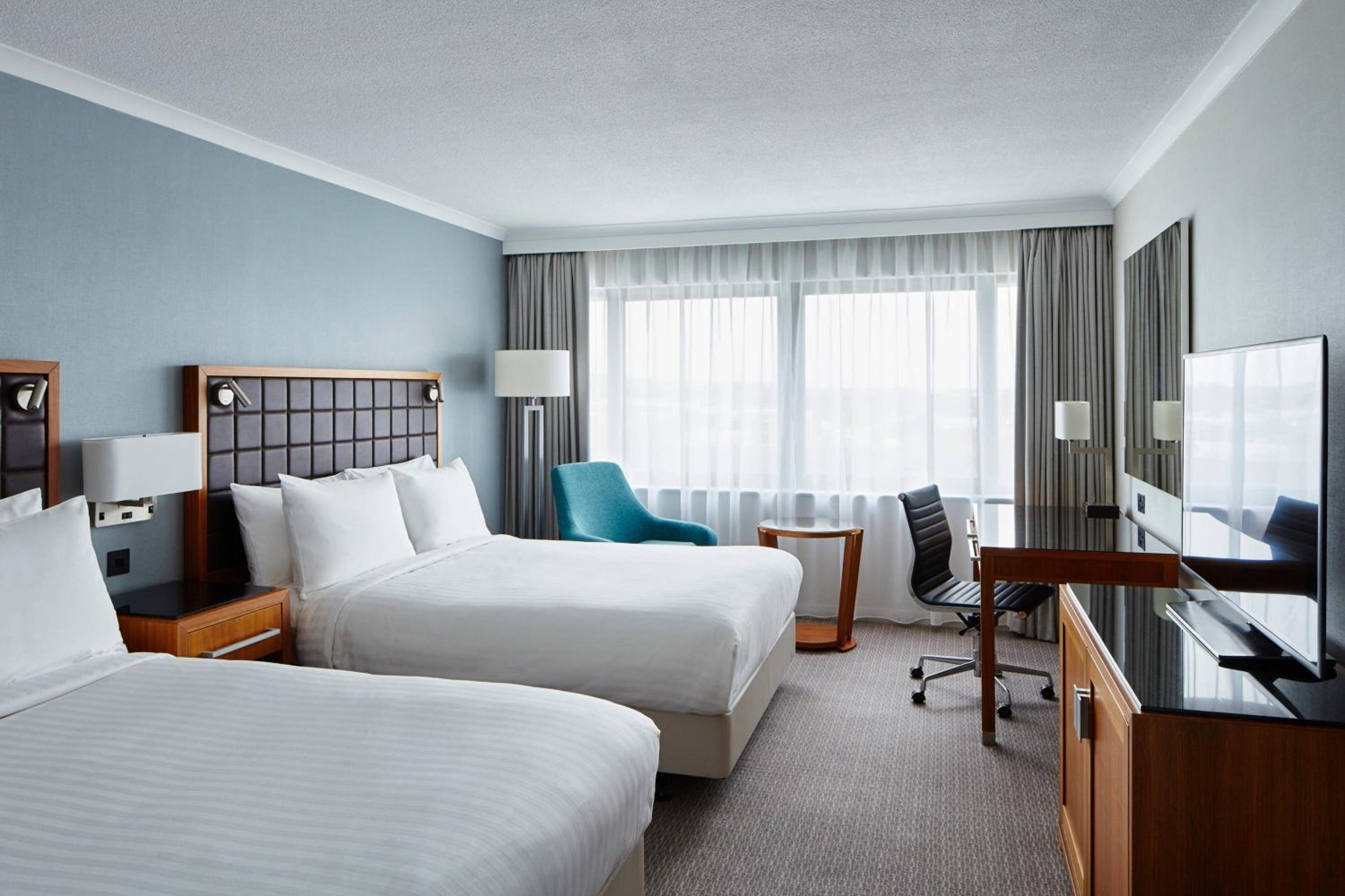 Deluxe Room with Two Double Beds - Photo 1