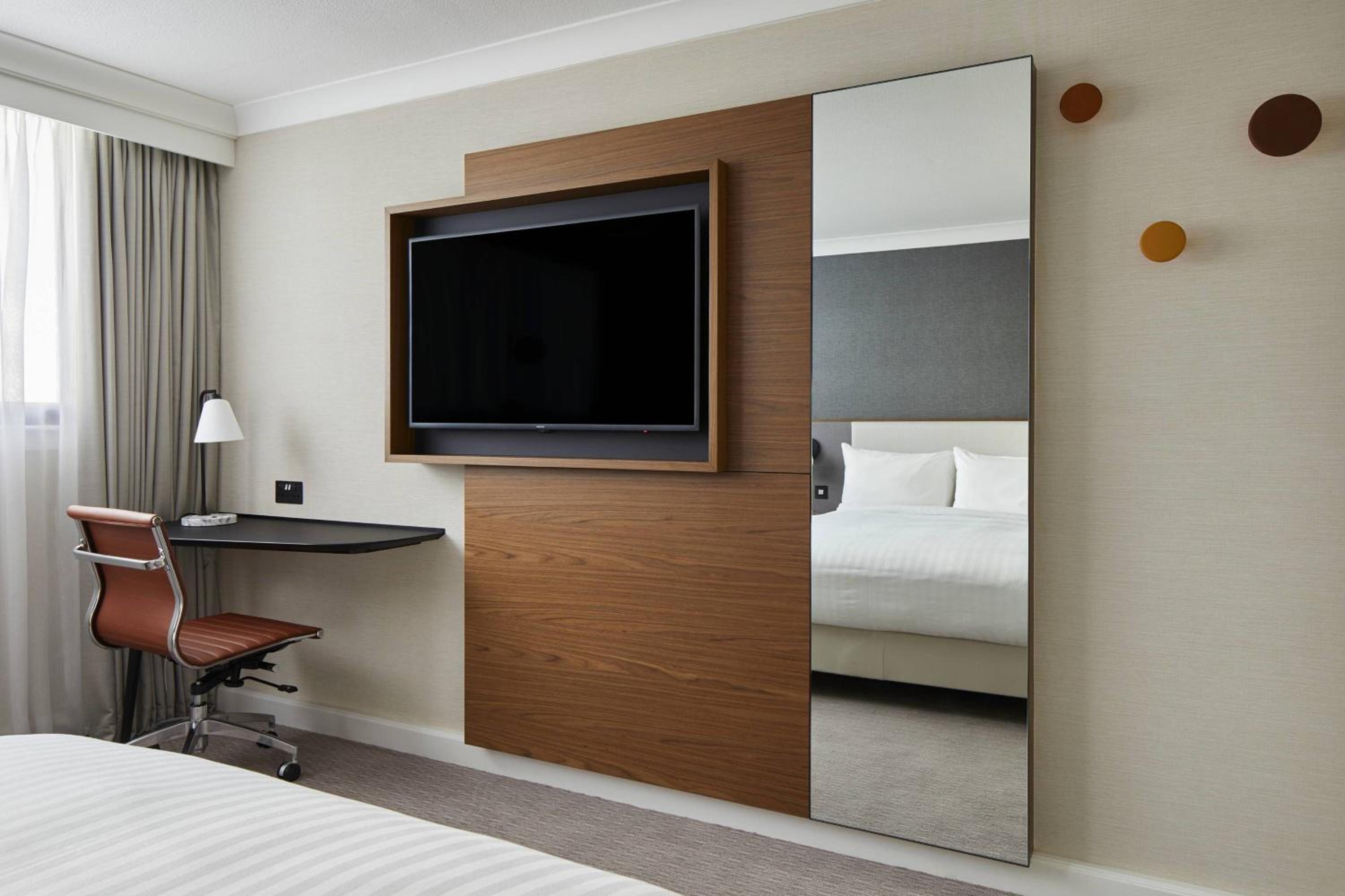 Superior King Room photo 2