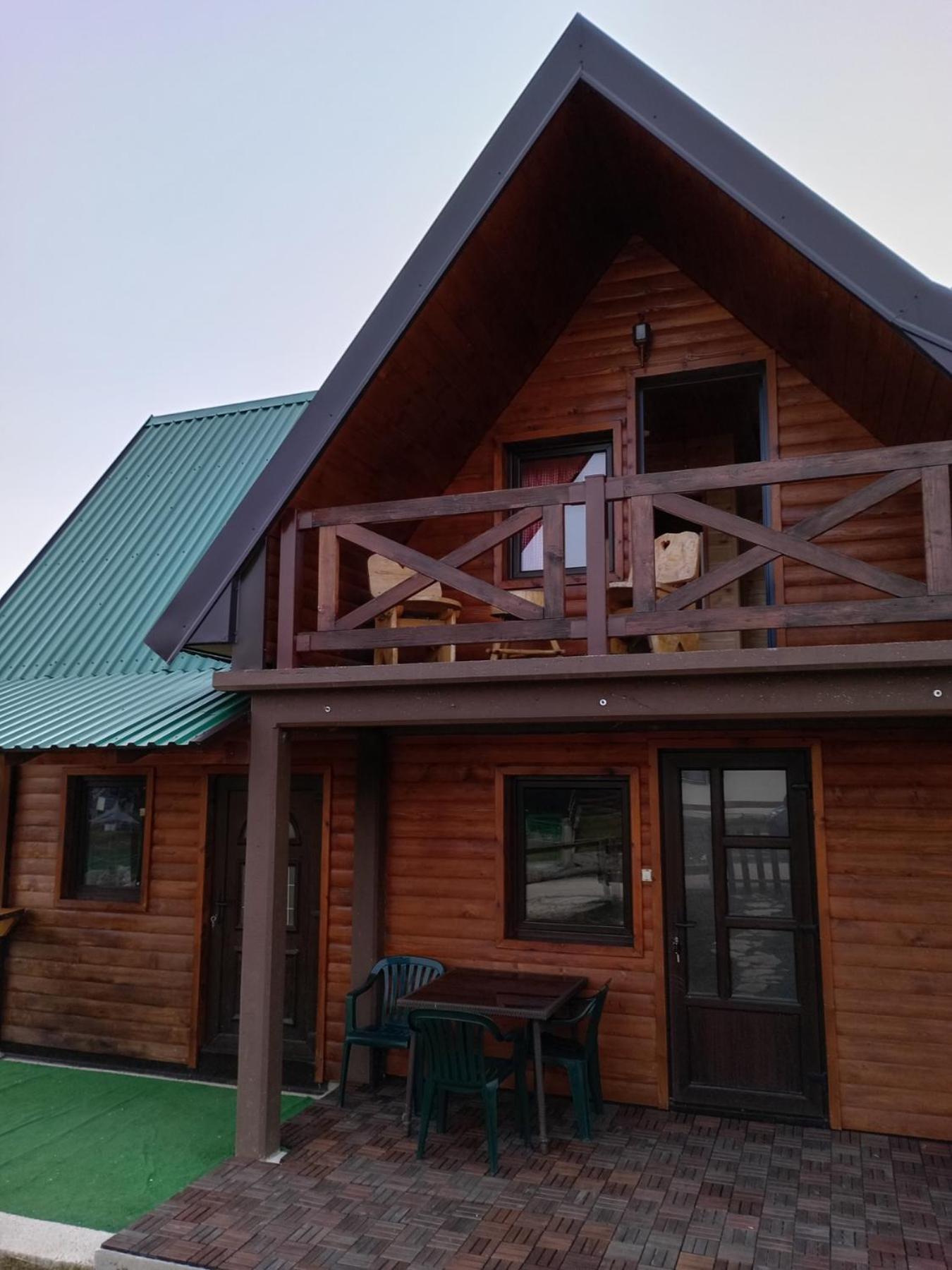 Cottage with Mountain View - Photo 20