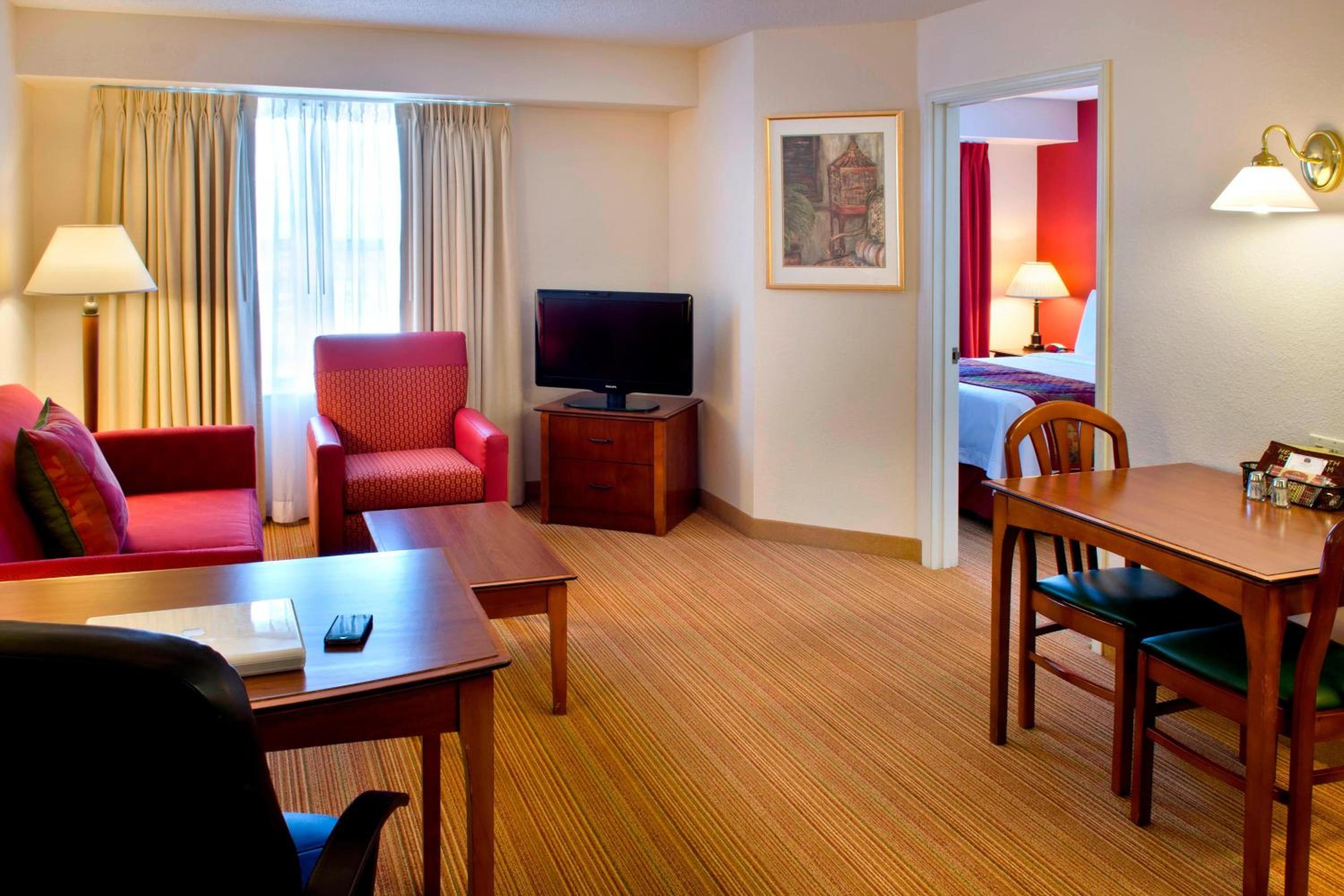 One-Bedroom Suite with Sofa Bed - Photo 1