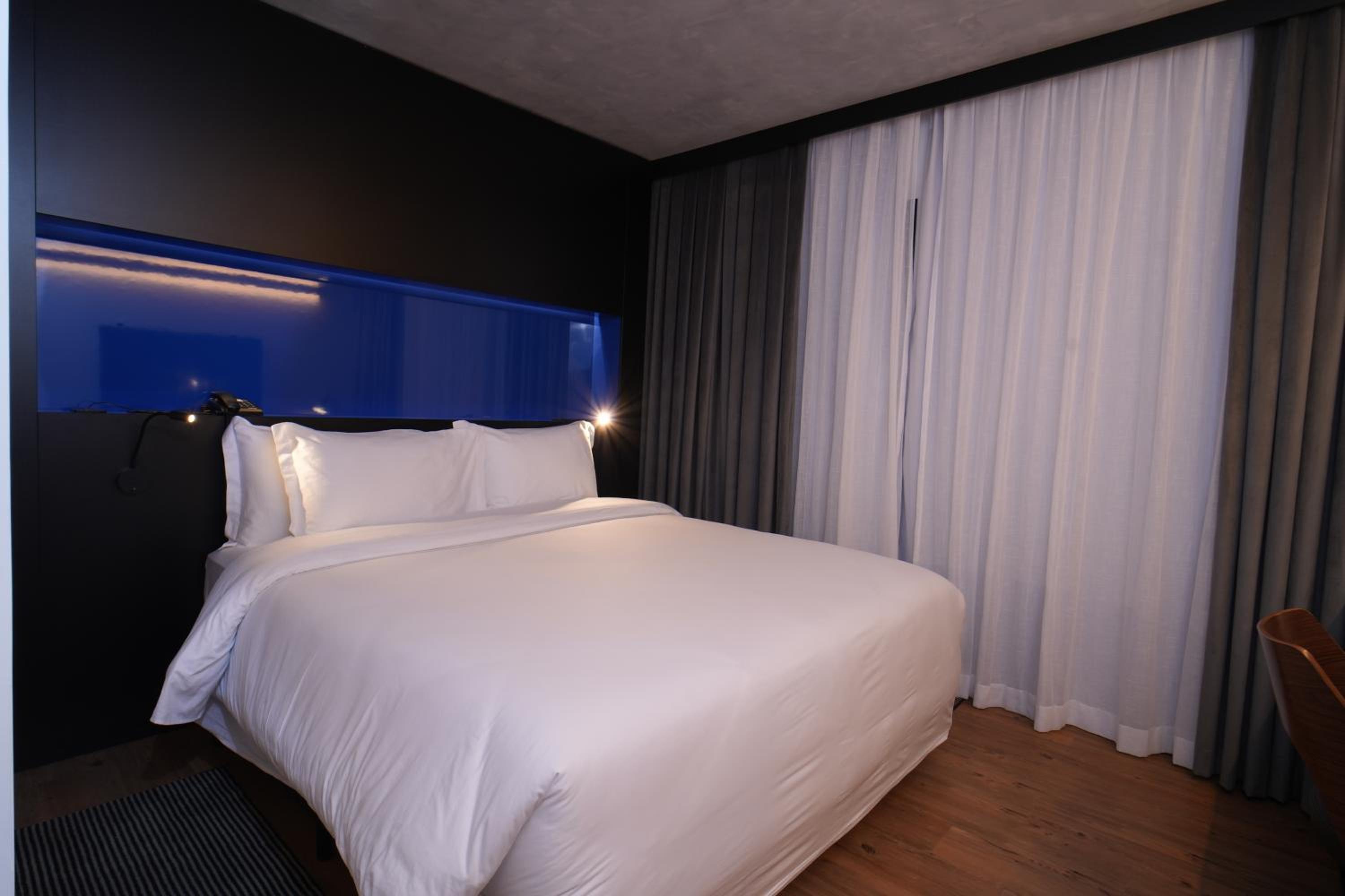Standard Queen Room - Photo 2