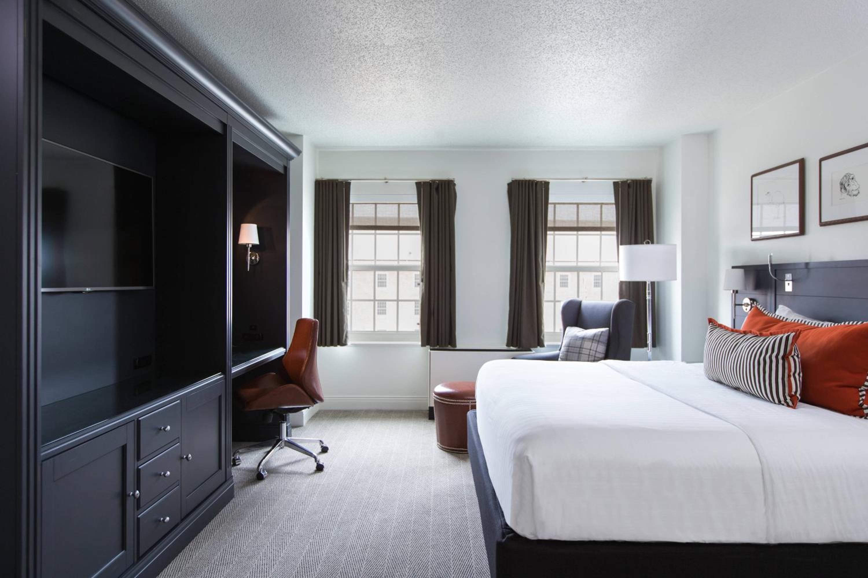 Executive King Room - Photo 4