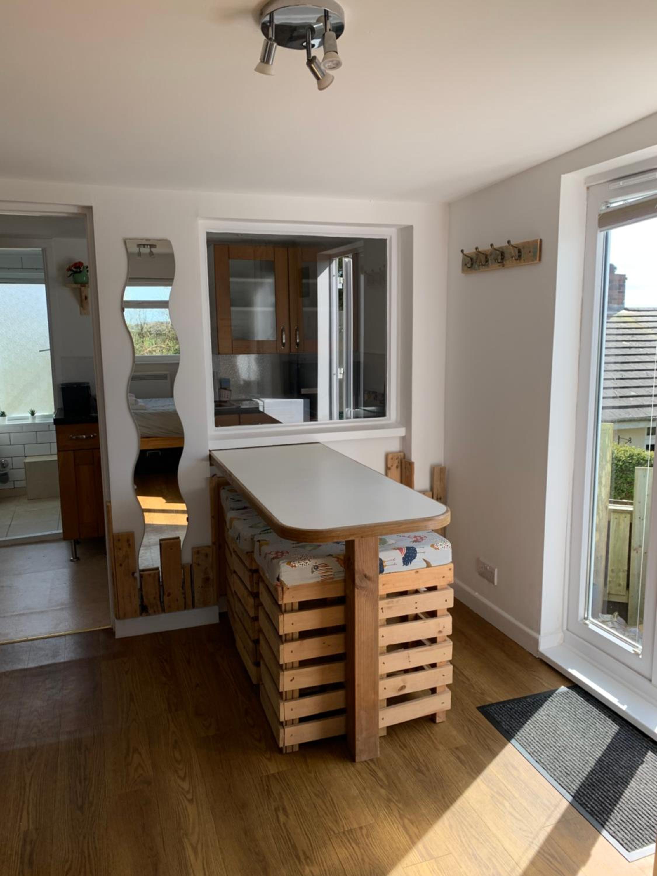 One-Bedroom House photo 3