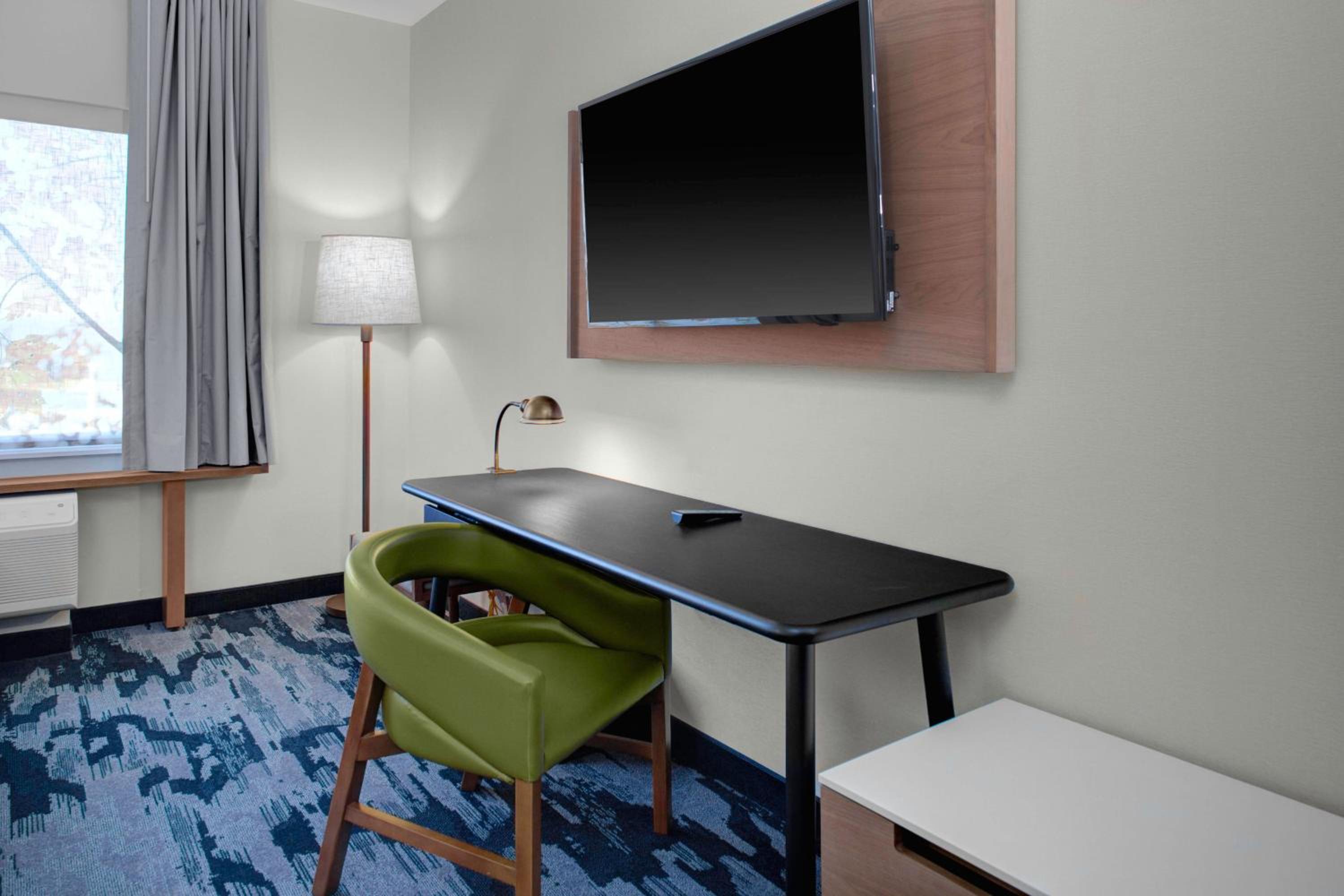 King Guest Room photo 3