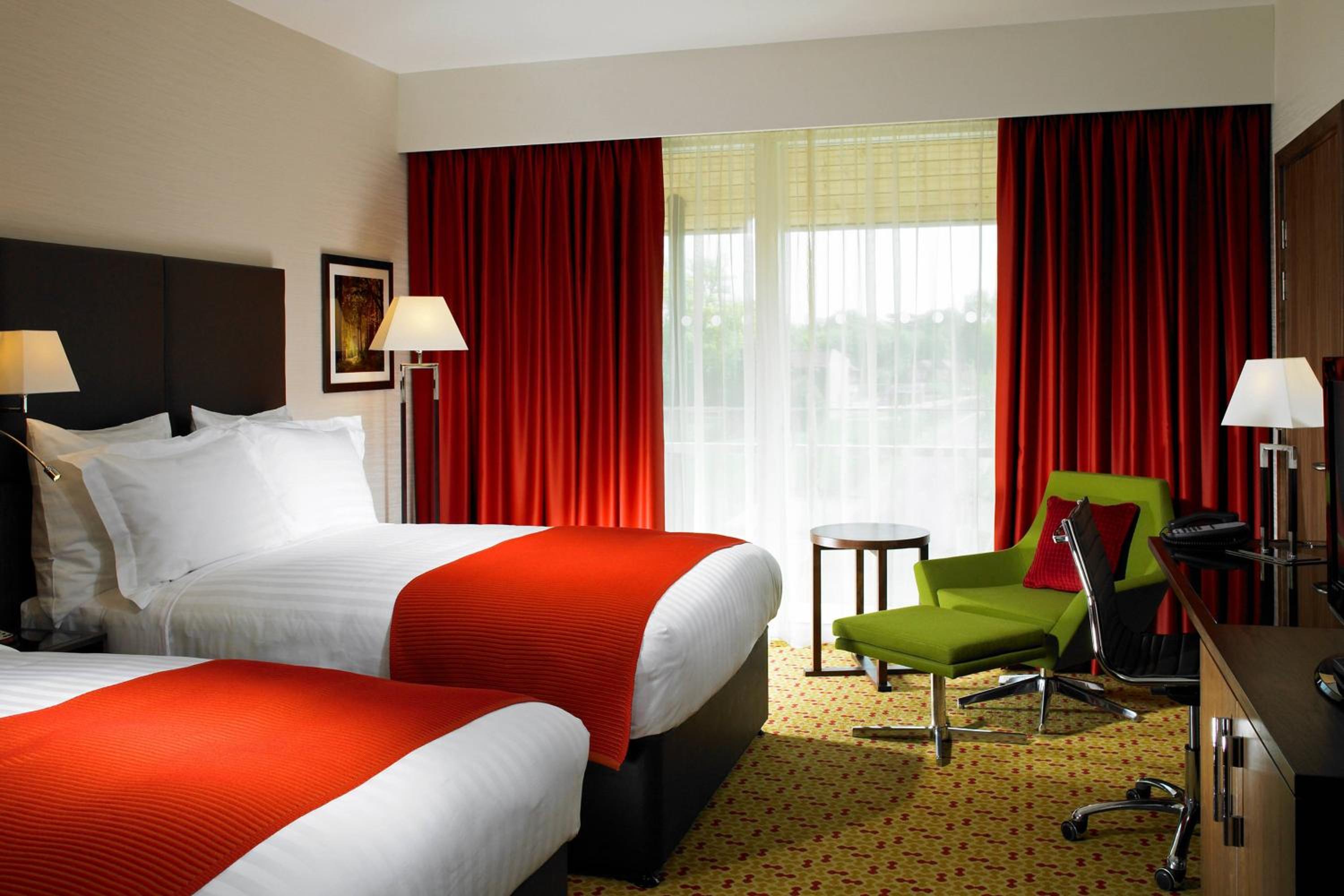 Double Double Guest Room, Guest room, 2 Double - Photo 1