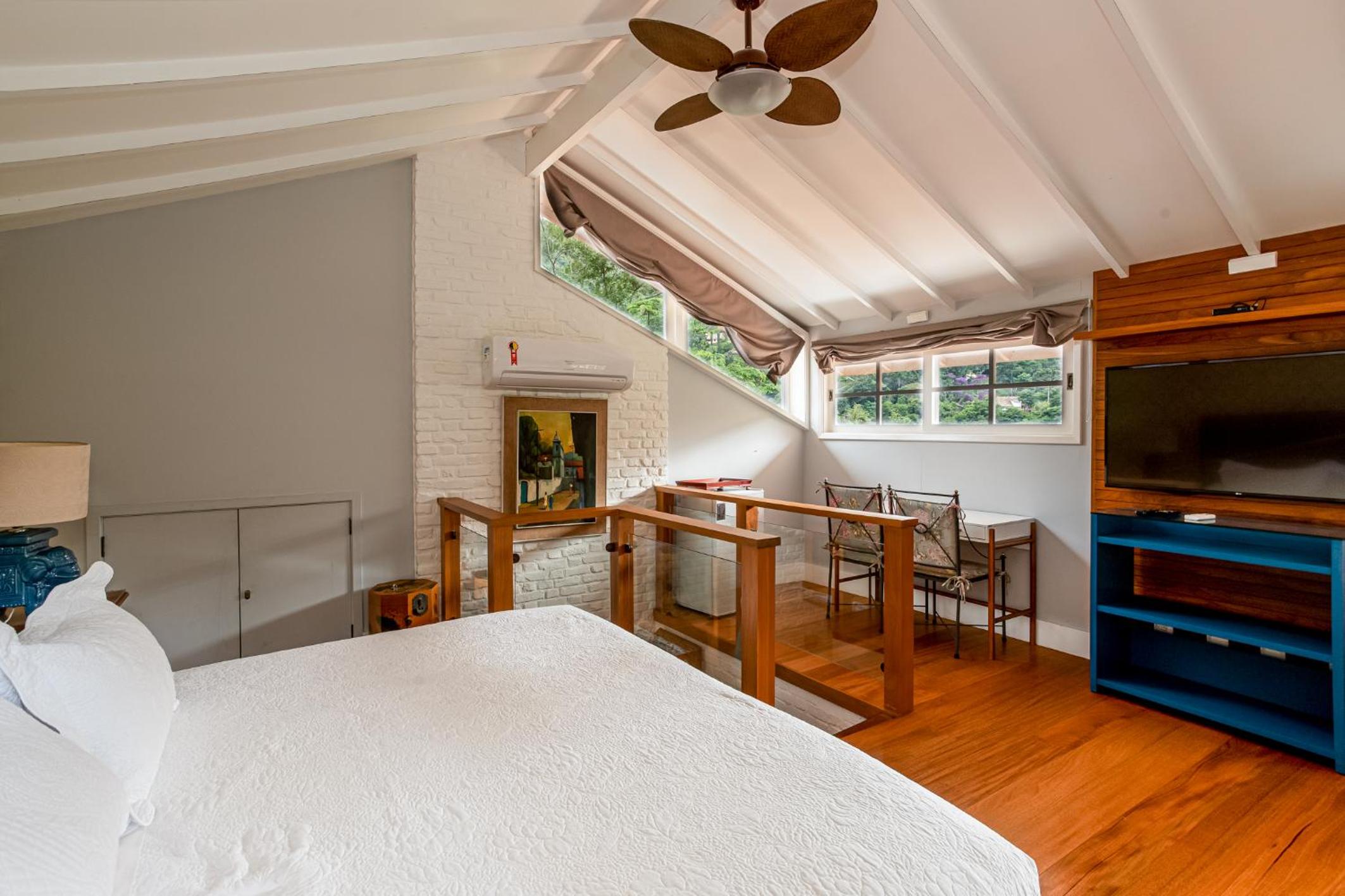 Family Suite - Photo 9