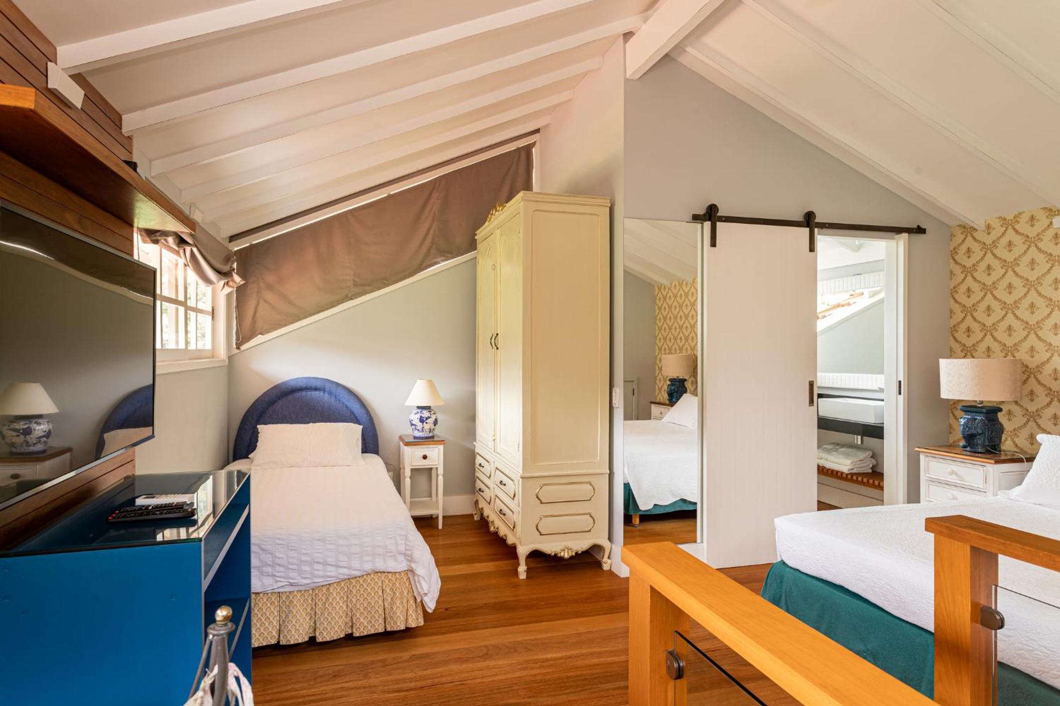 Family Suite - Photo 6