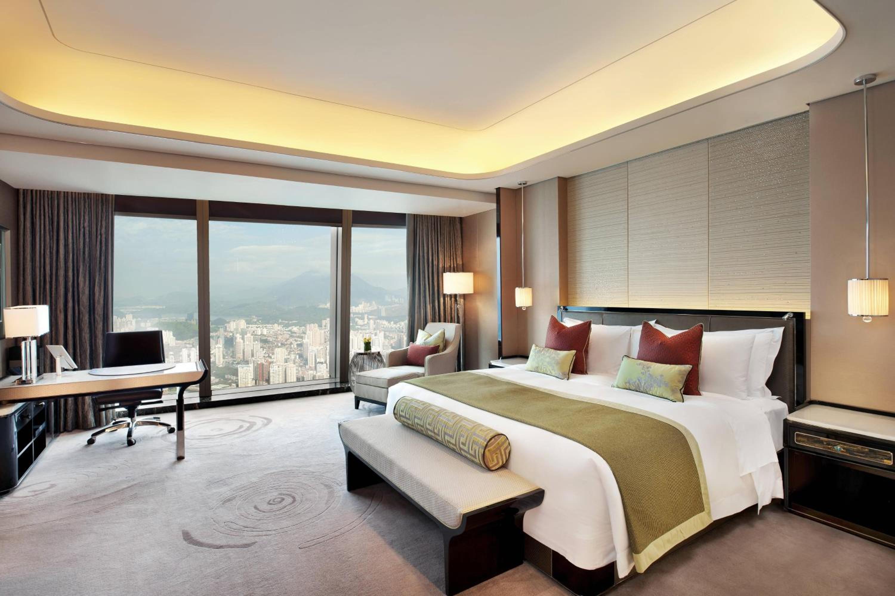 Fortune City View King, Guest room, 1 King, Skyline view photo 2