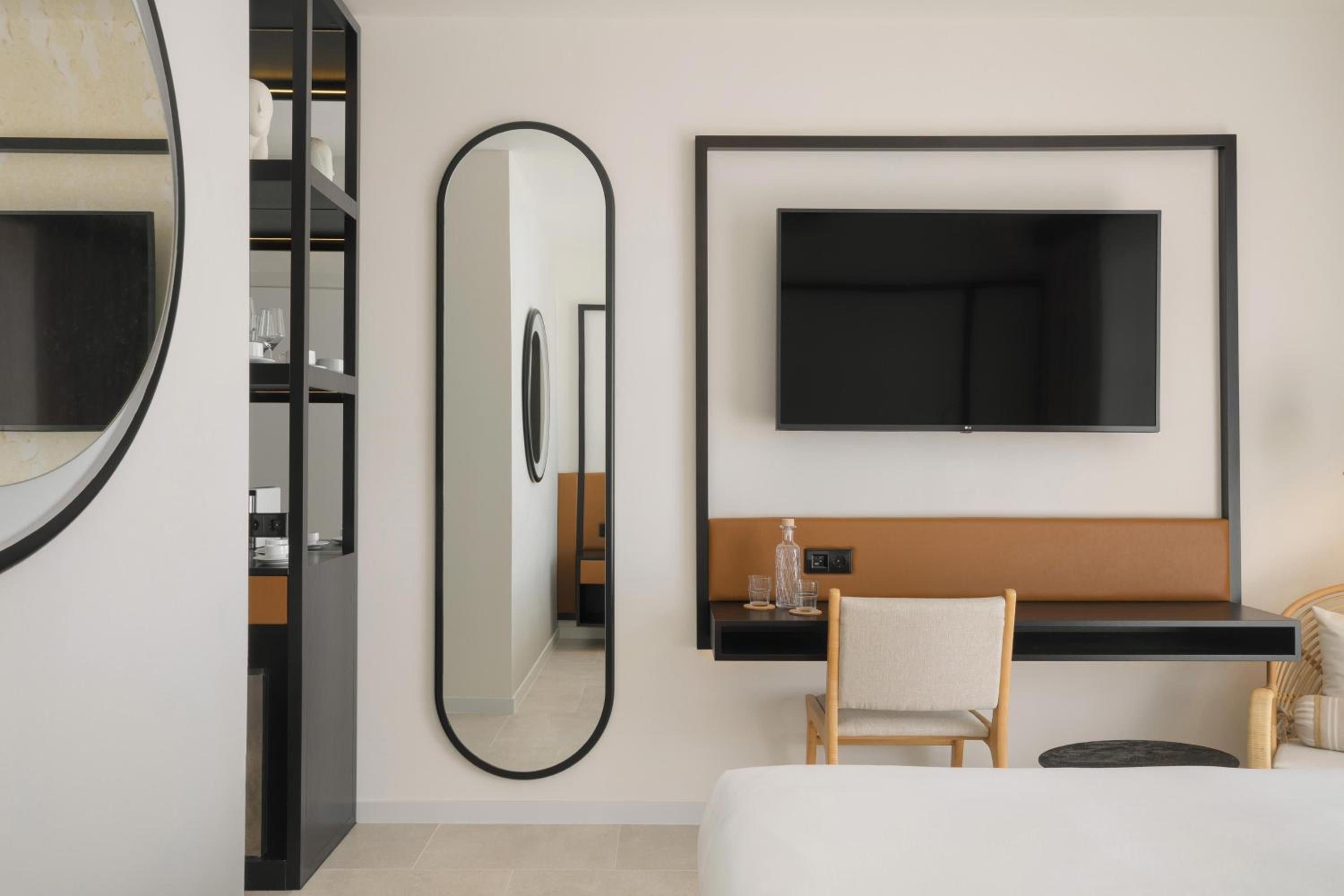 Deluxe Twin Room with Sea View photo 2
