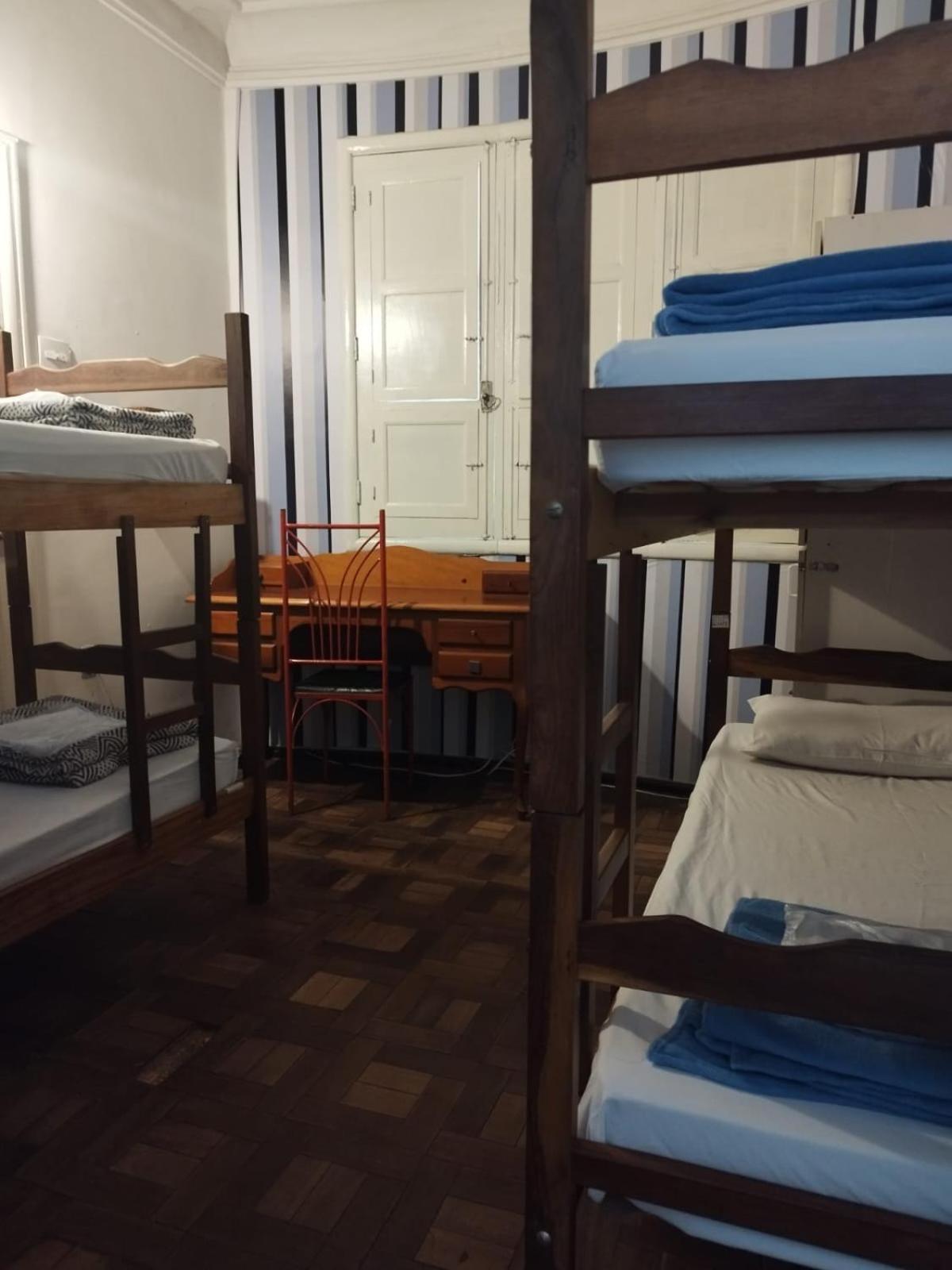 Quadruple Room with Shared Bathroom photo 2