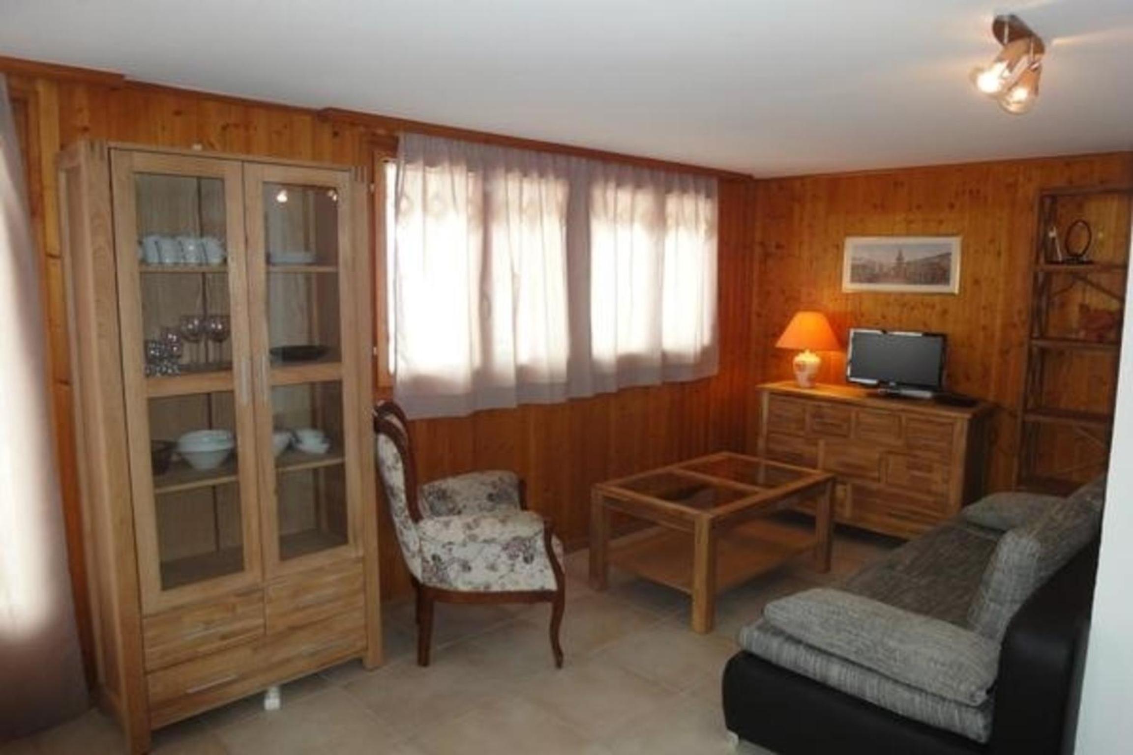 Apartment photo 1