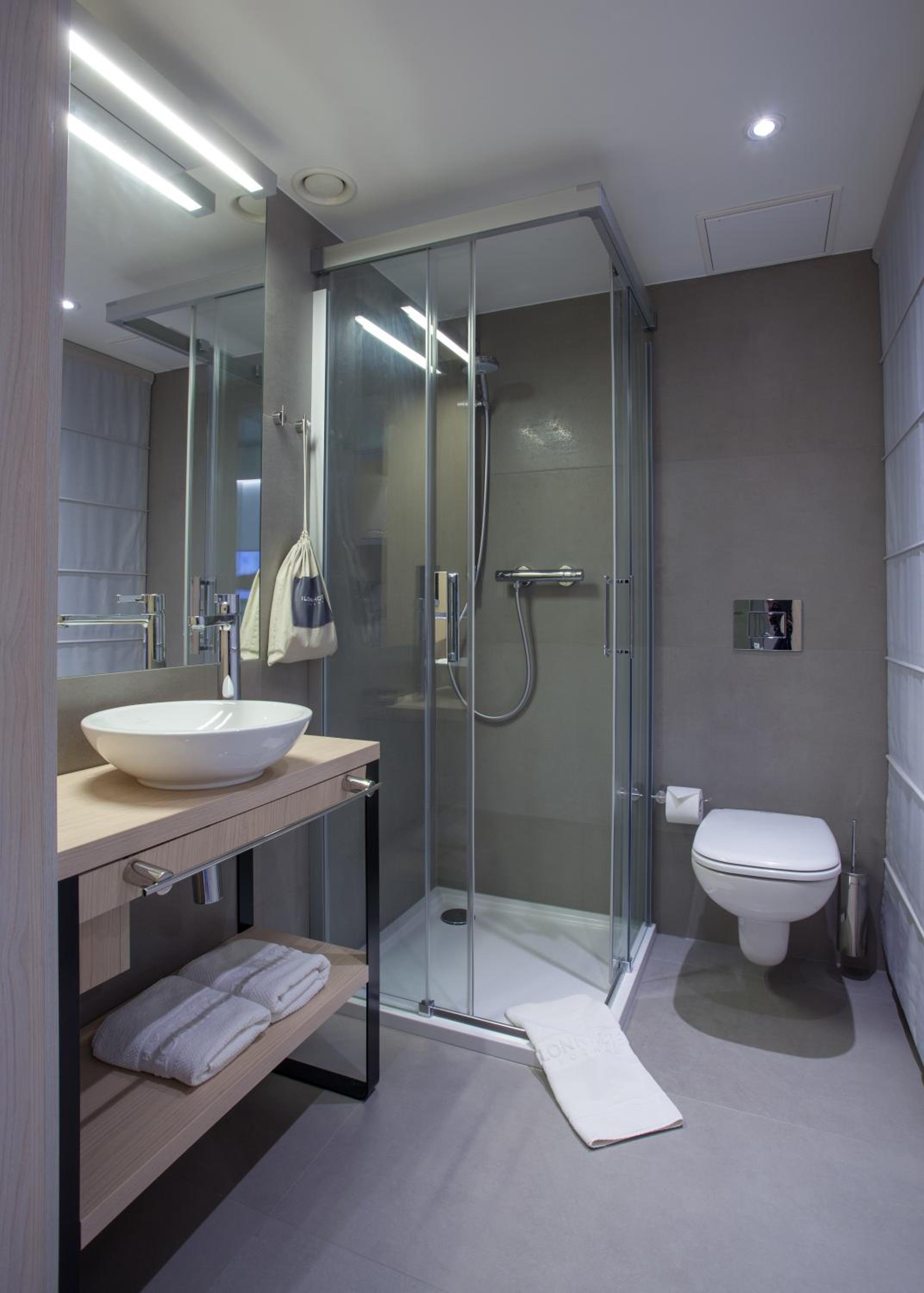 Business Double Room with Gym Access - Photo 2