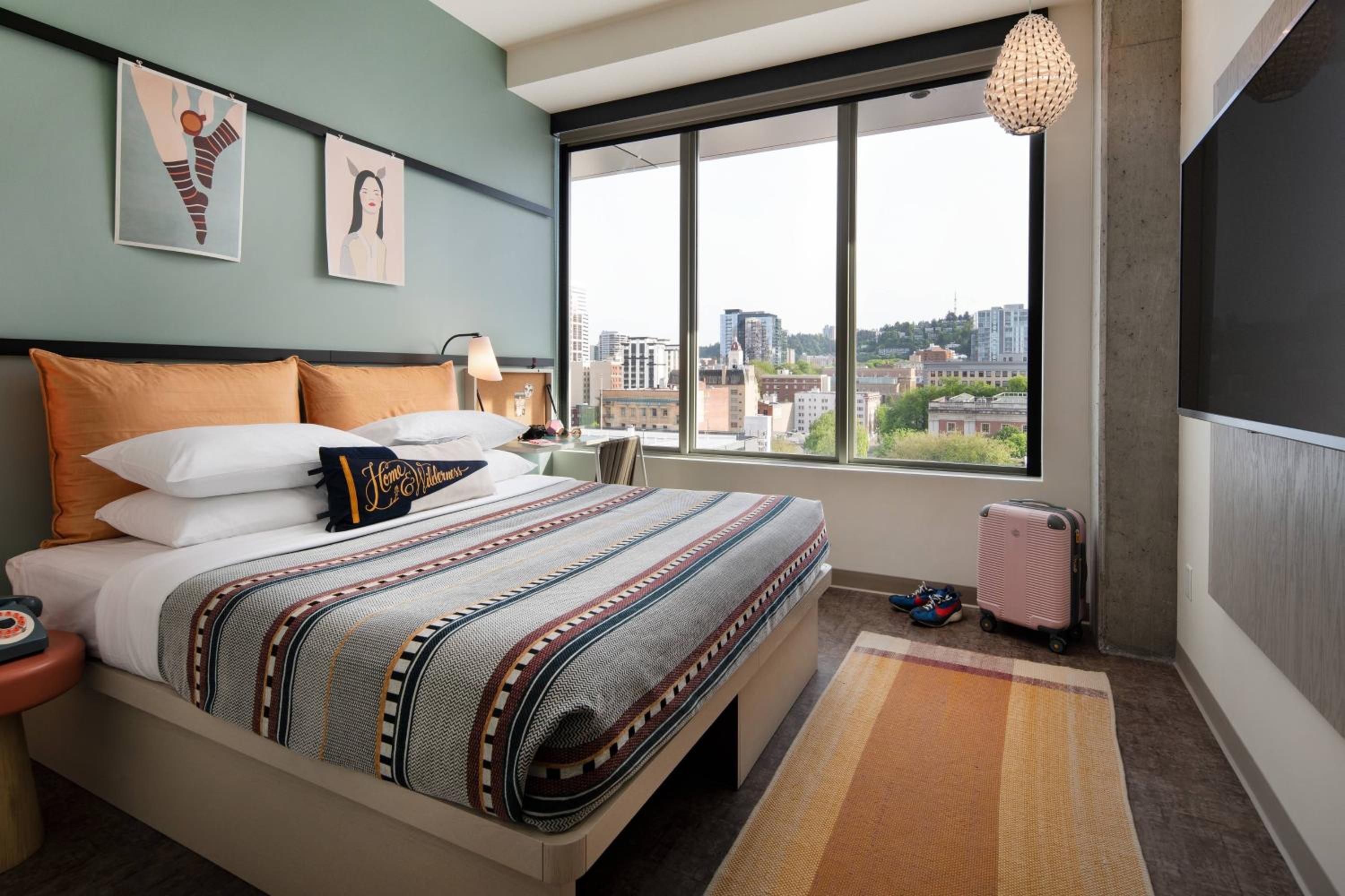 Standard King Room - Photo 1