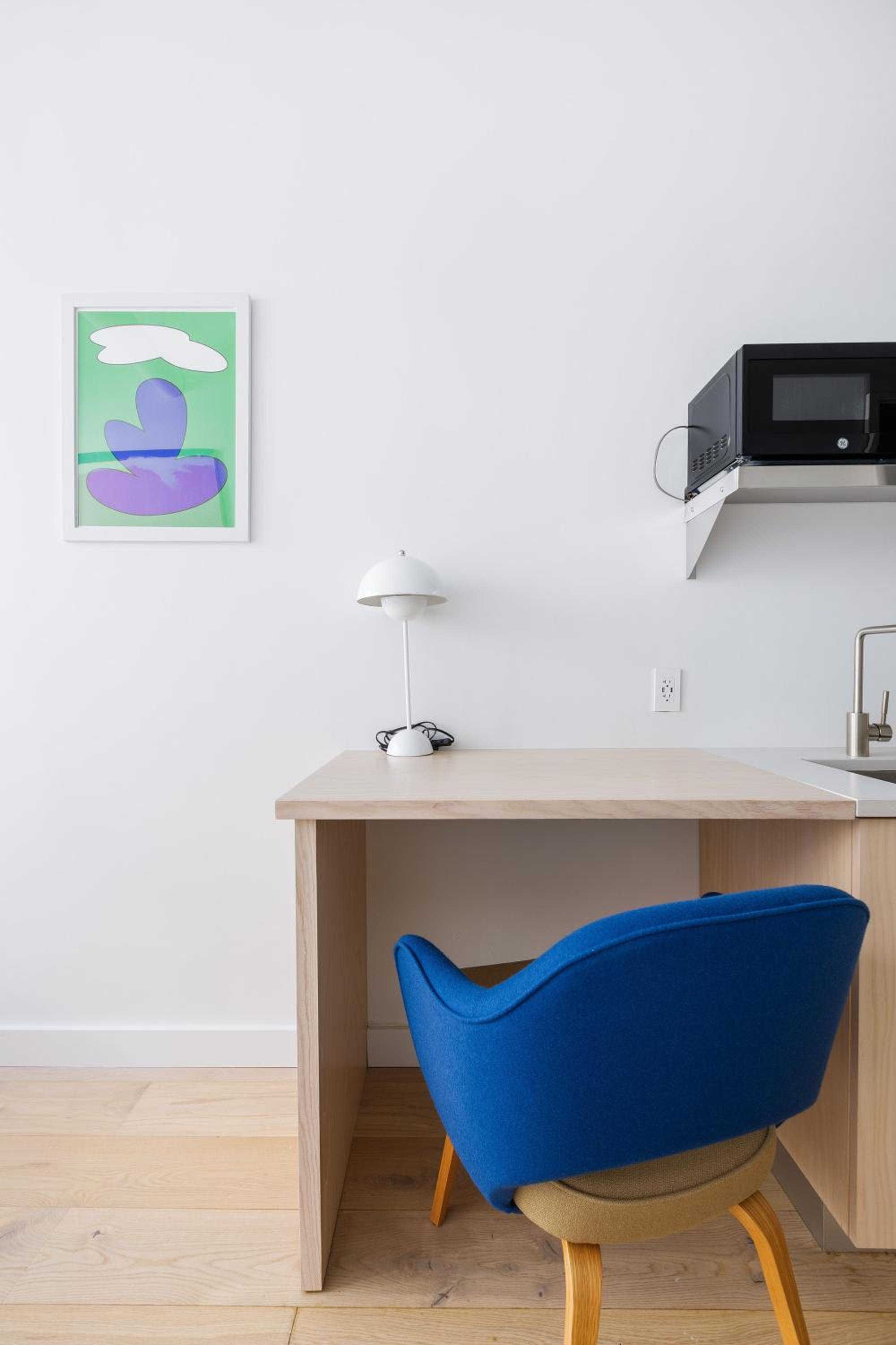 Three-Bedroom Apartment with View thumbnail 5