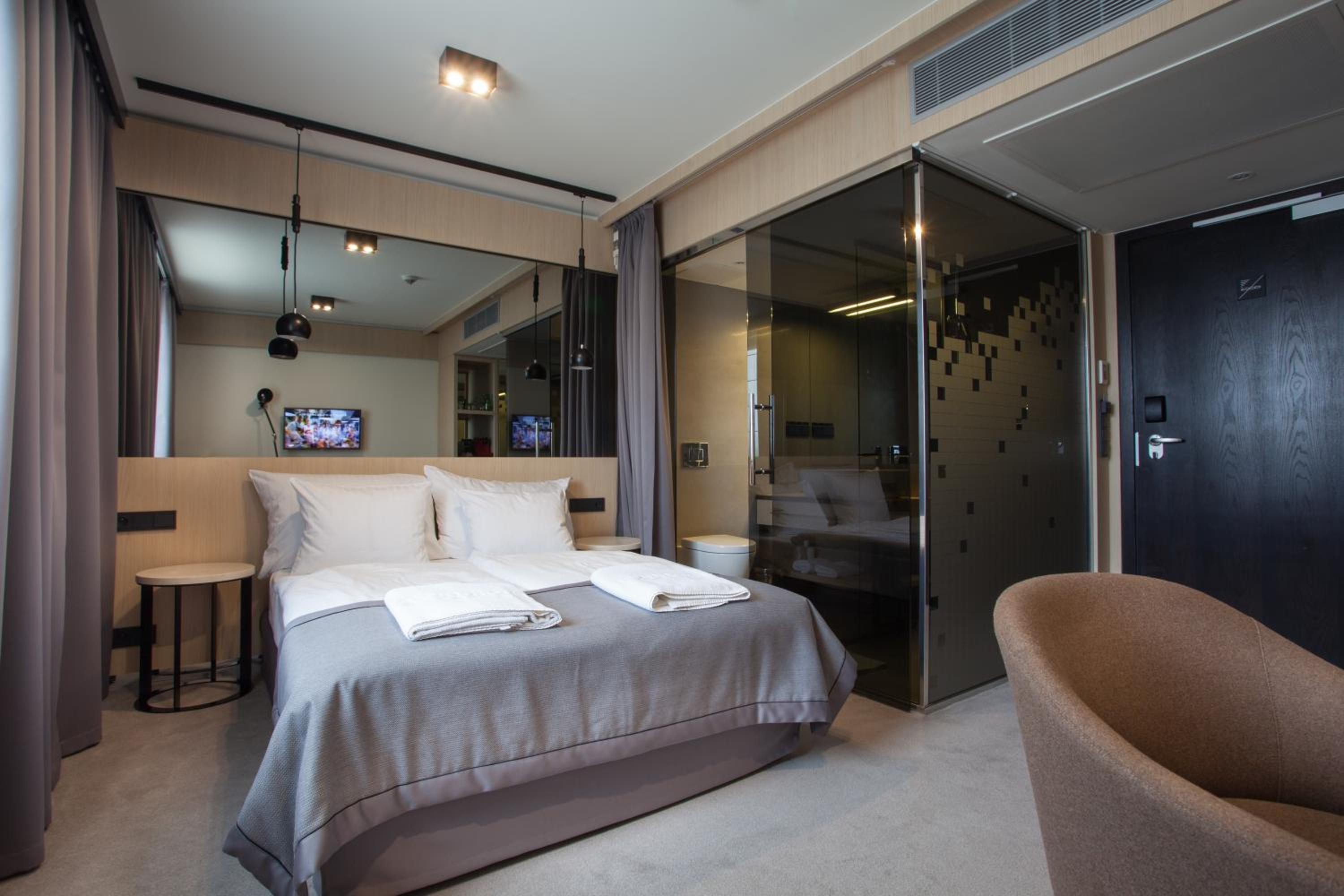 Business Double Room with Gym Access - Photo 24