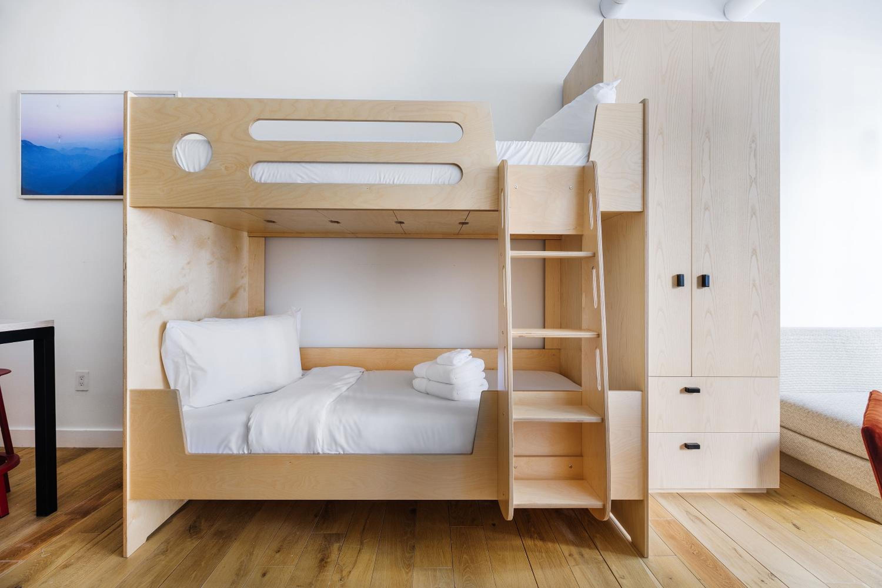 Studio Sky Bunk