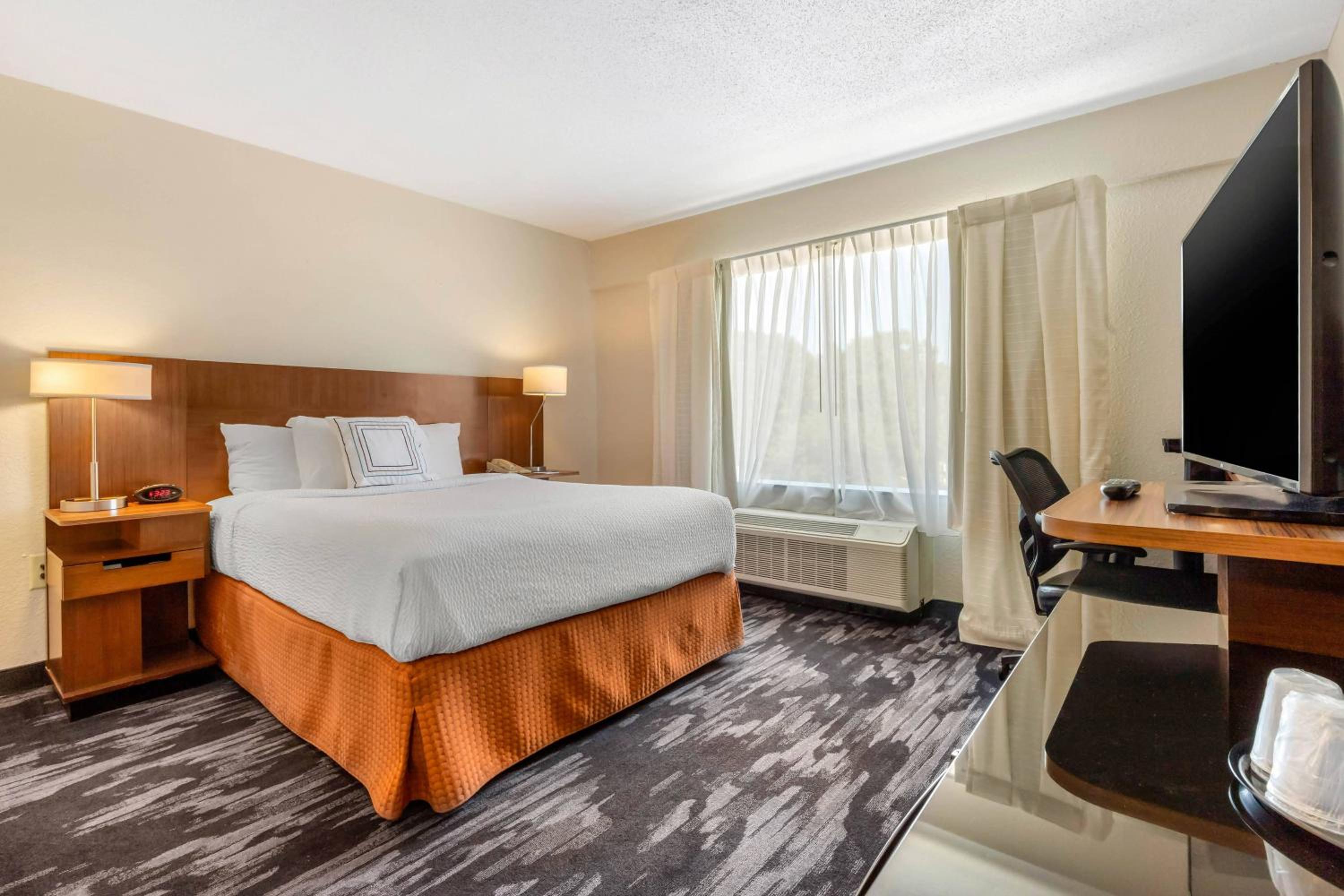 Standard Queen Room - Photo 1