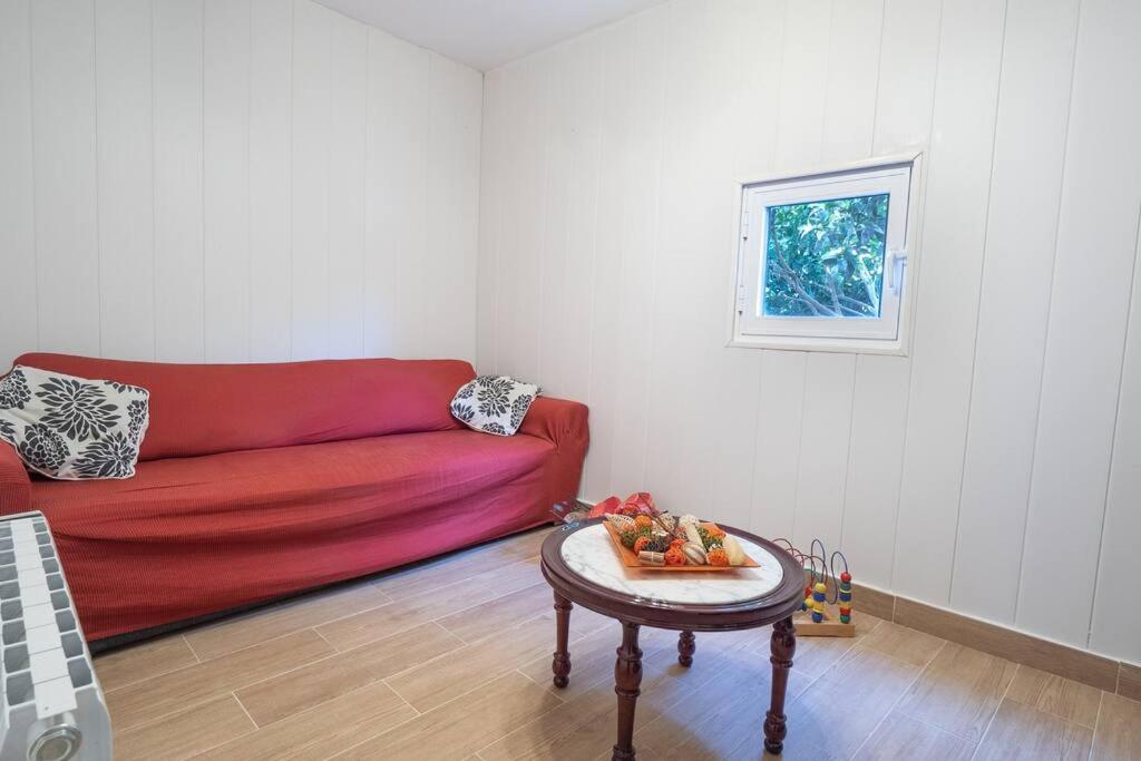 Casa de cuatro habitaciones