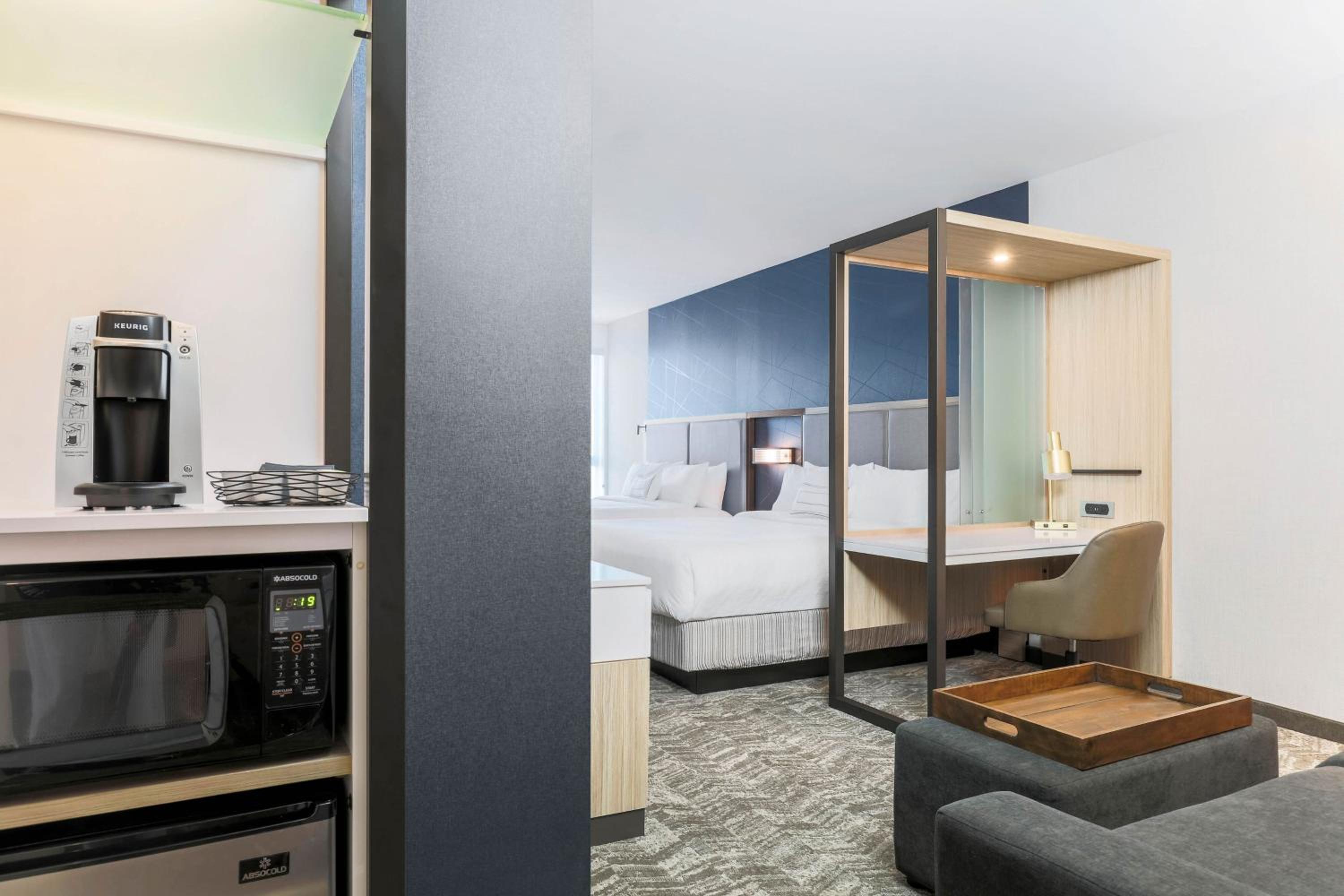 King Suite with Two King Beds and Roll-in Shower - Mobility Accessible - Photo 3