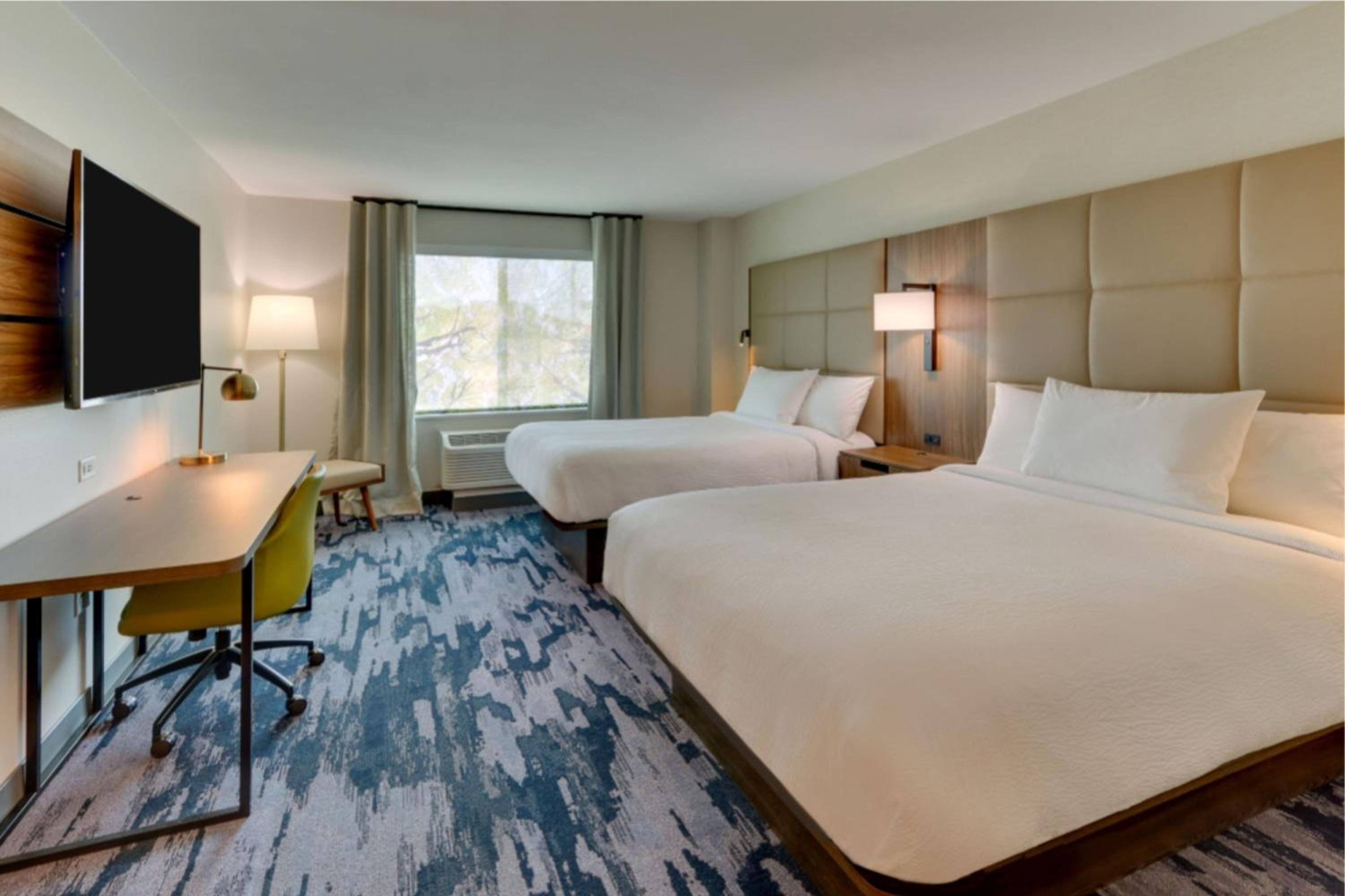 Queen Room with Two Queen Beds - Photo 1