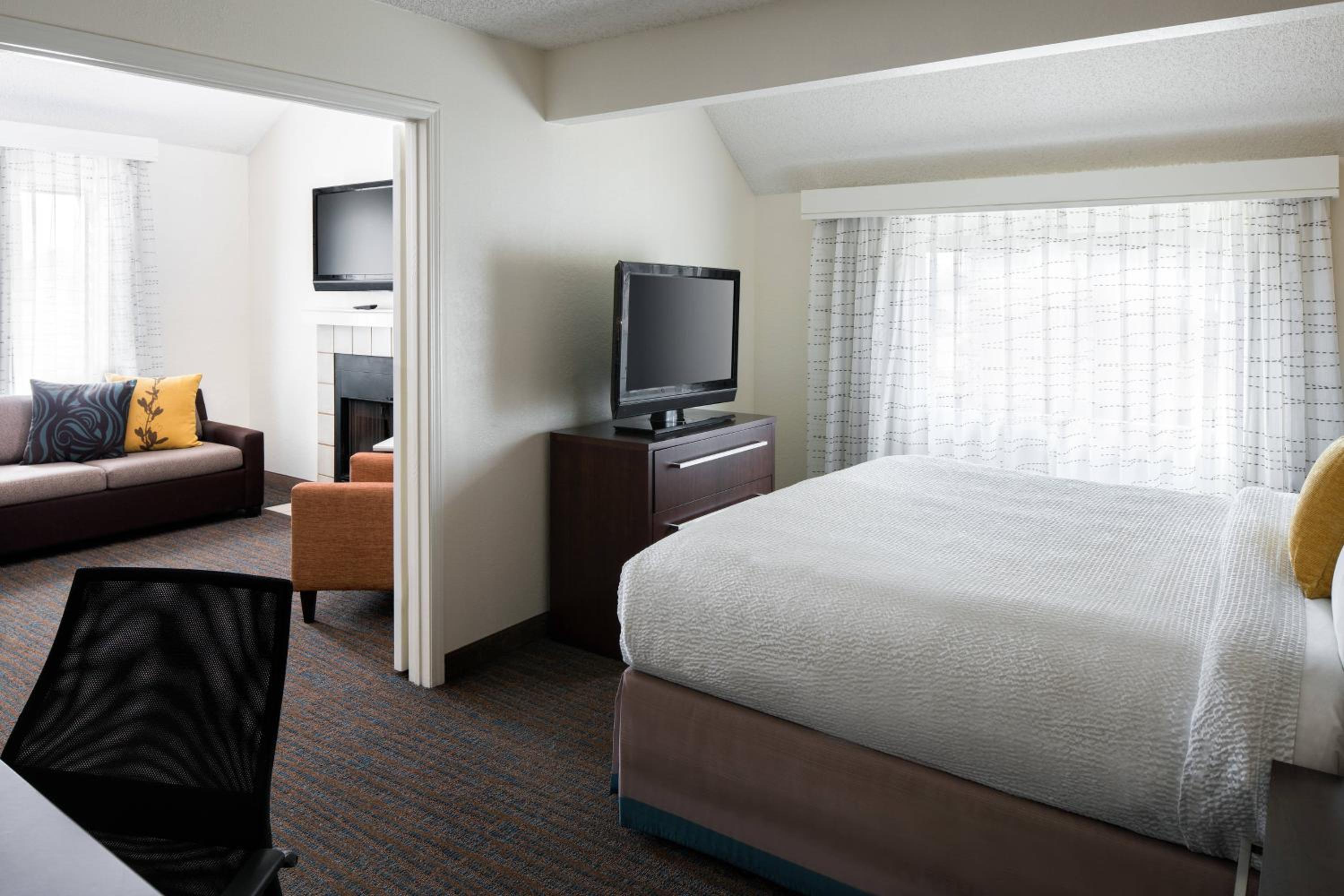 Two-Bedroom Penthouse Suite - Photo 1