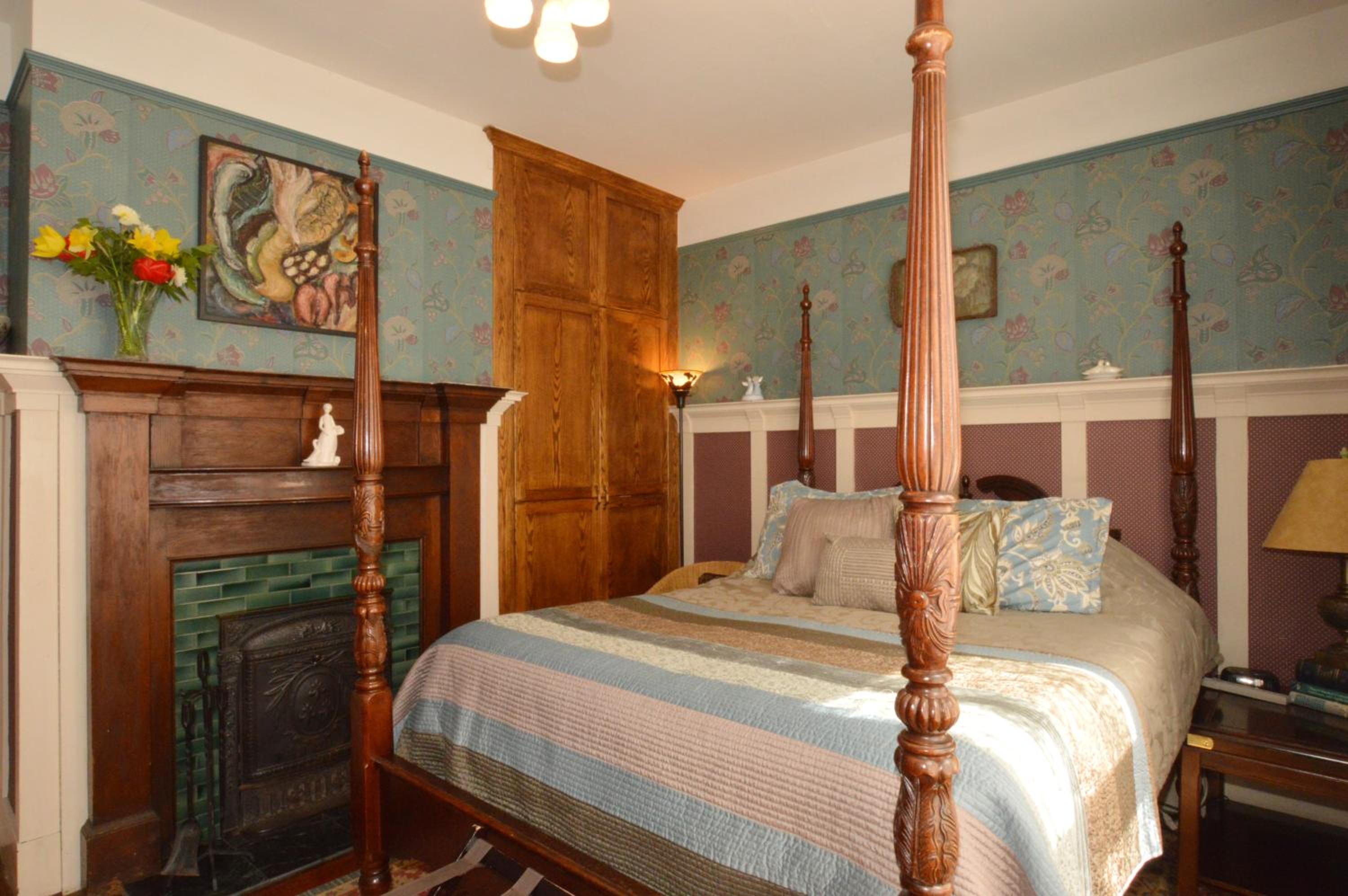 Standard Queen Room photo 2