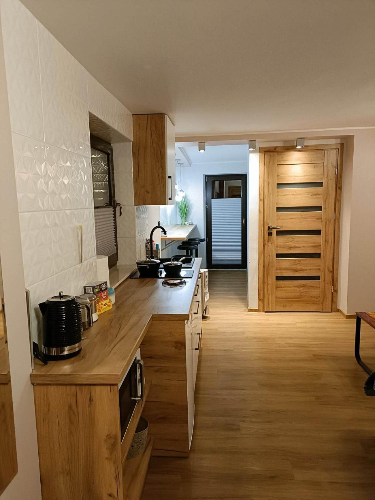 Apartment with Terrace - Photo 1
