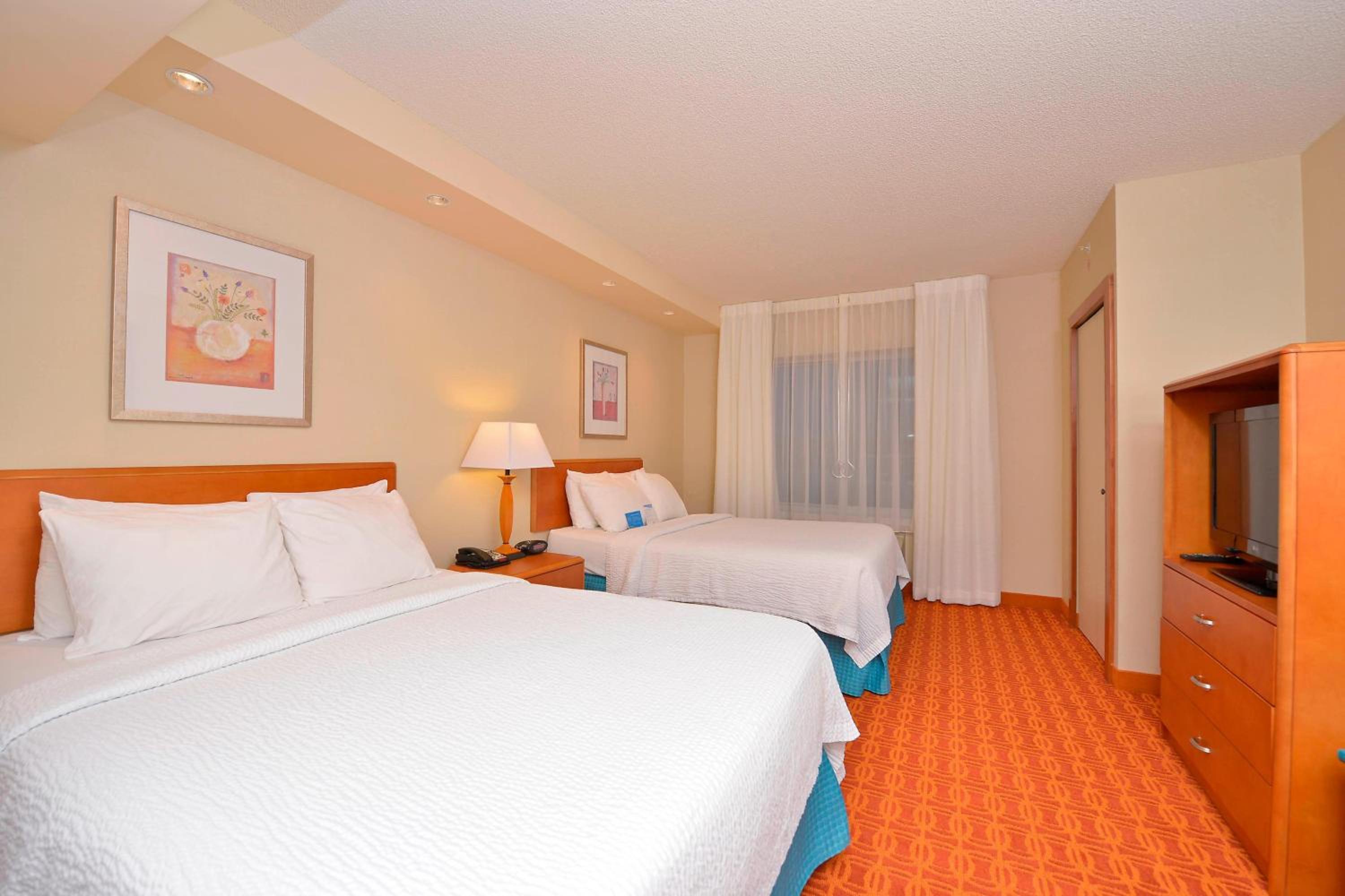 Double Room with Two Double Beds - Hearing Accessible  photo 2