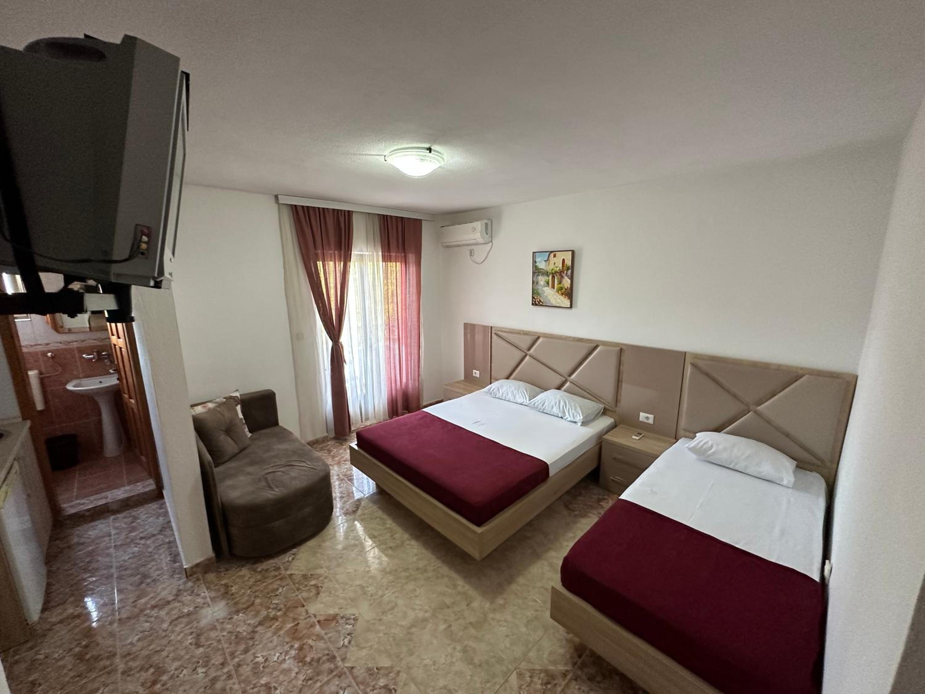 Triple Room with Balcony