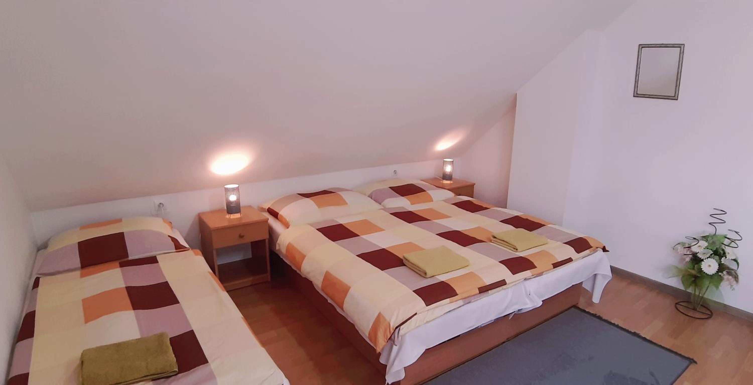 One-Bedroom Apartment photo 2