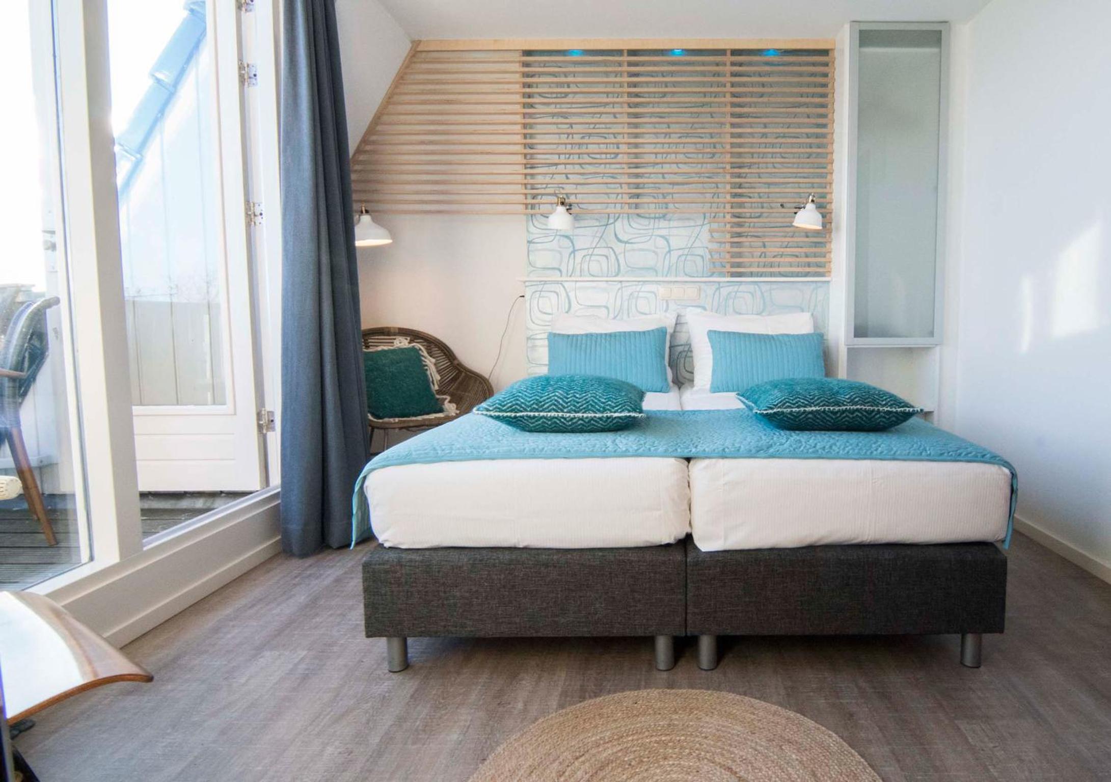 Double Room with Balcony and Sea View photo 3