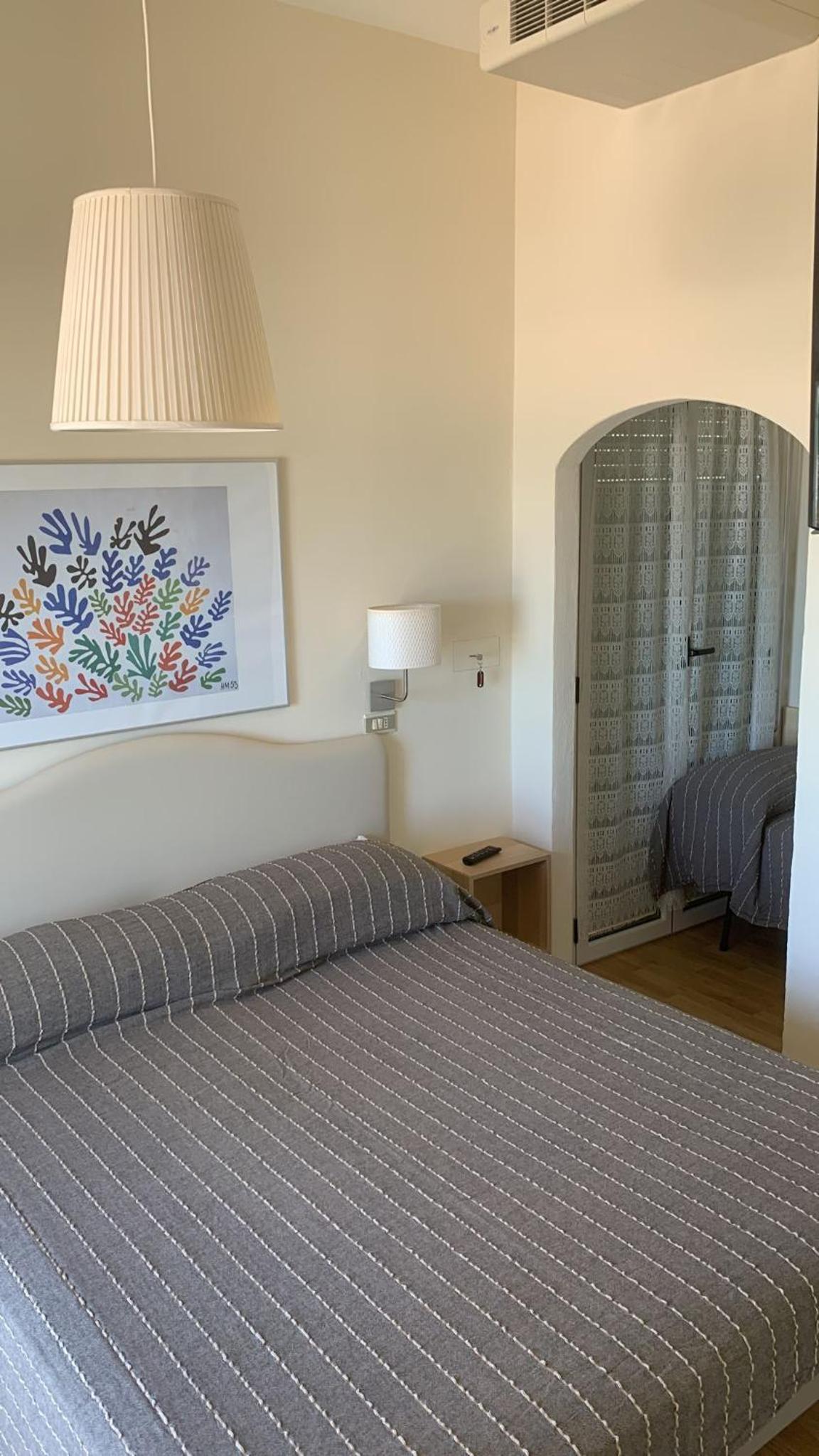 Double Room with Balcony and Sea View - Photo 1