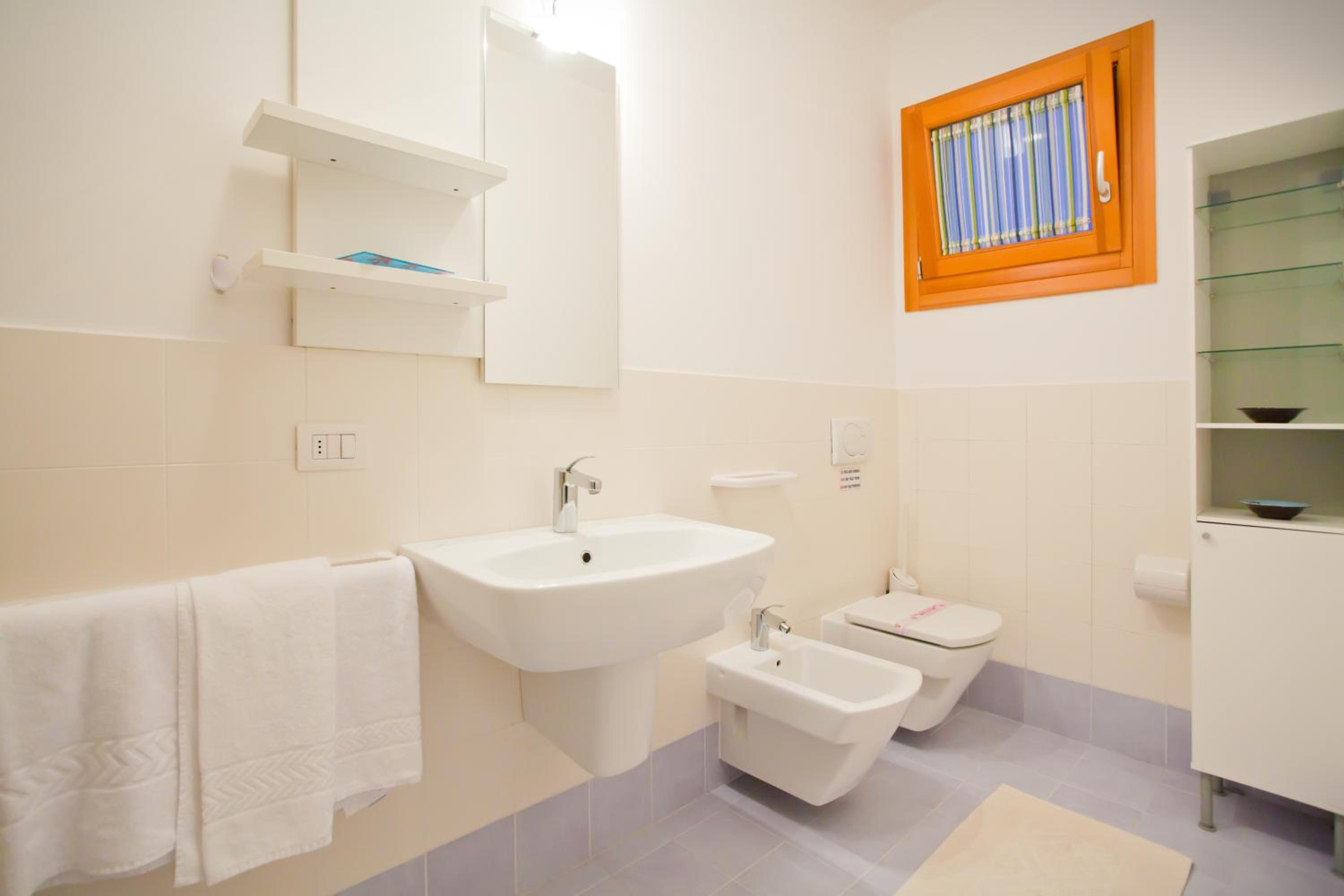 Two-Bedroom Apartment with Sea View photo 3